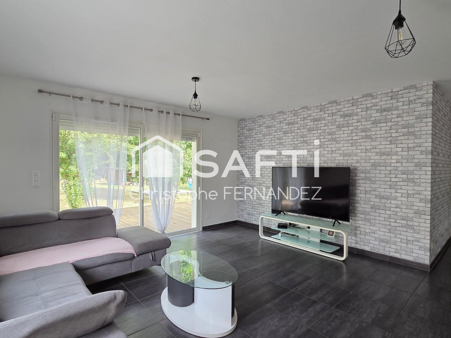 Très belle maison contemporaine de 2018, 4 chambres, 1 Salle de bain et 1 salle d'eau