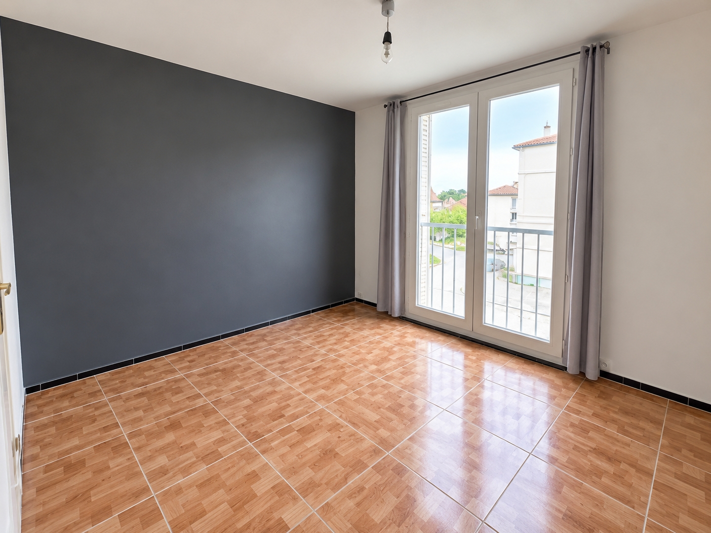 Appartement à vendre - 2 pièces - 44m2 - Valréas (84600)
