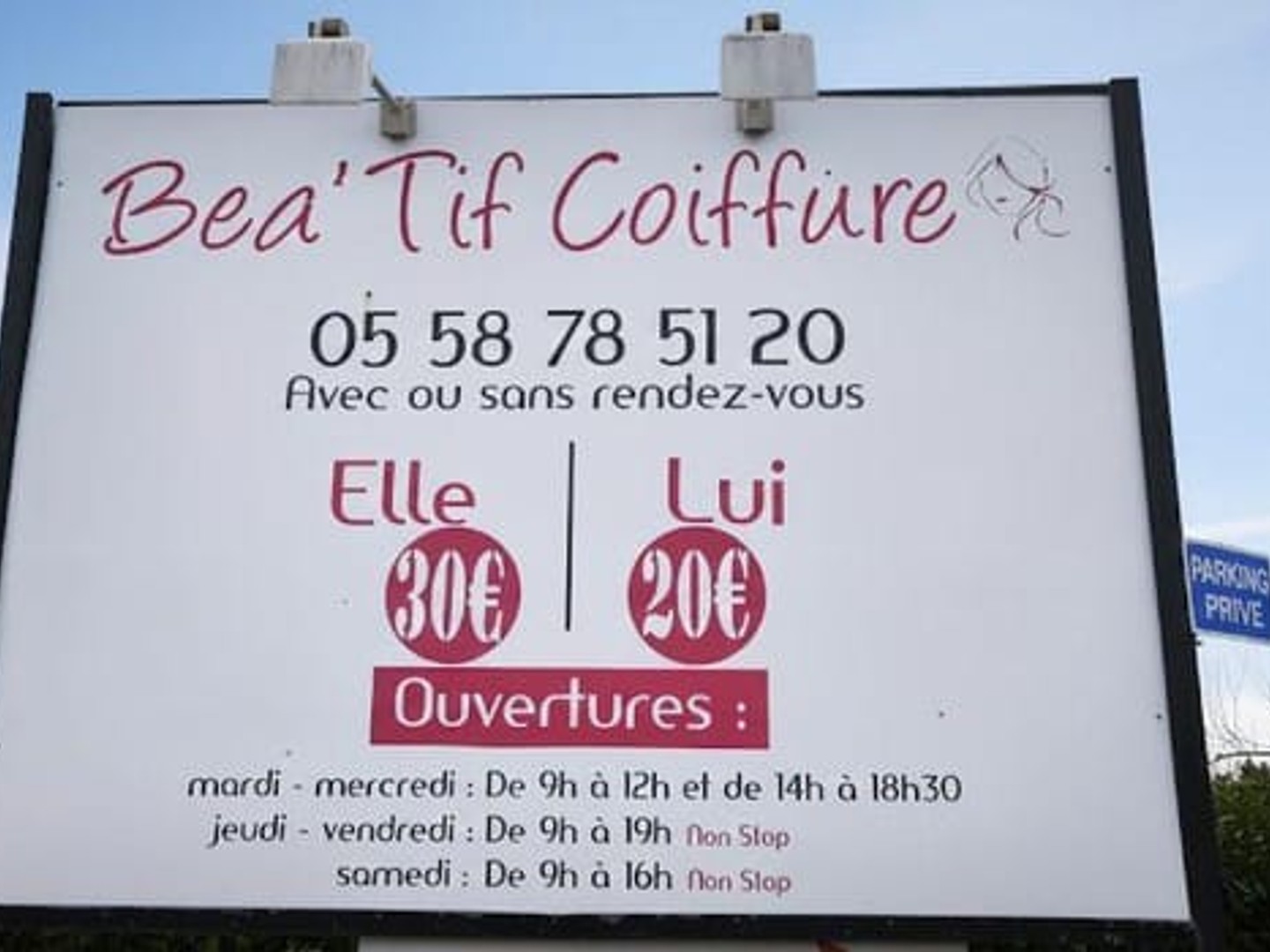 Immeuble commercial 50 m²
