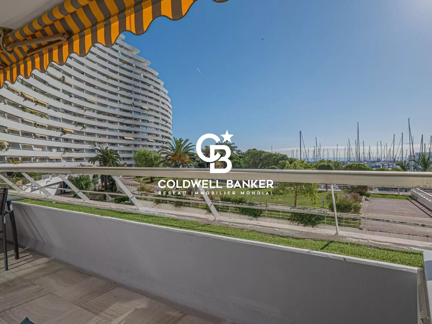 Appartement à vendre - 3 pièces - 68m2 - Villeneuve-Loubet (06270)