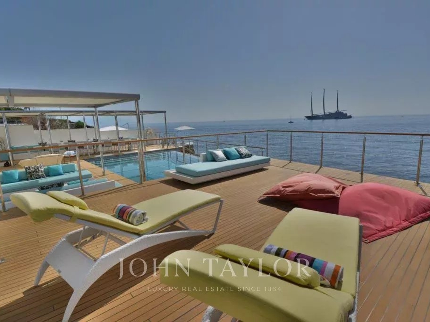 Maison à vendre - 230m2 - Antibes (06160)
