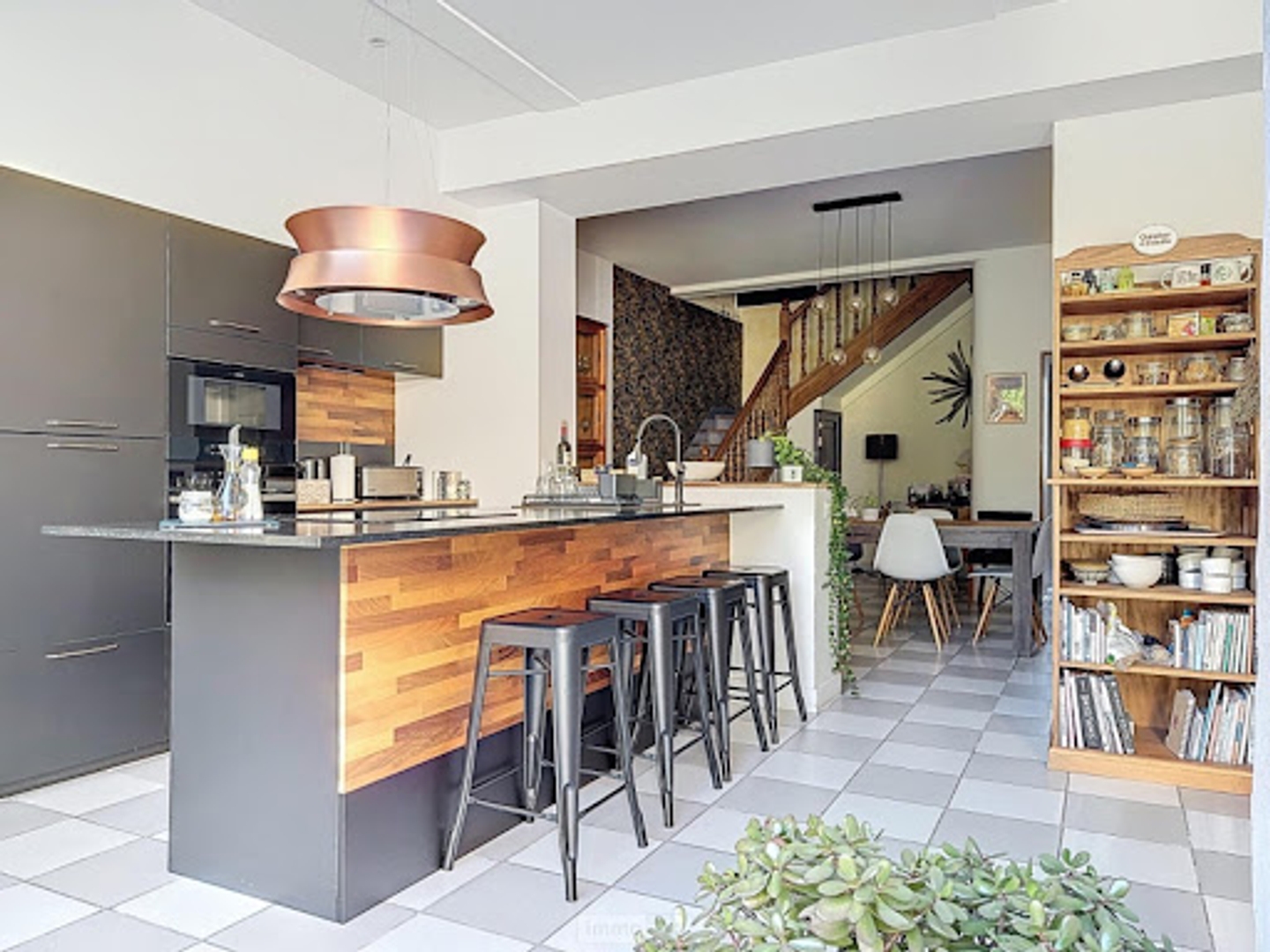 Maison à vendre - 8 pièces - 251m2 - Libourne (33500)