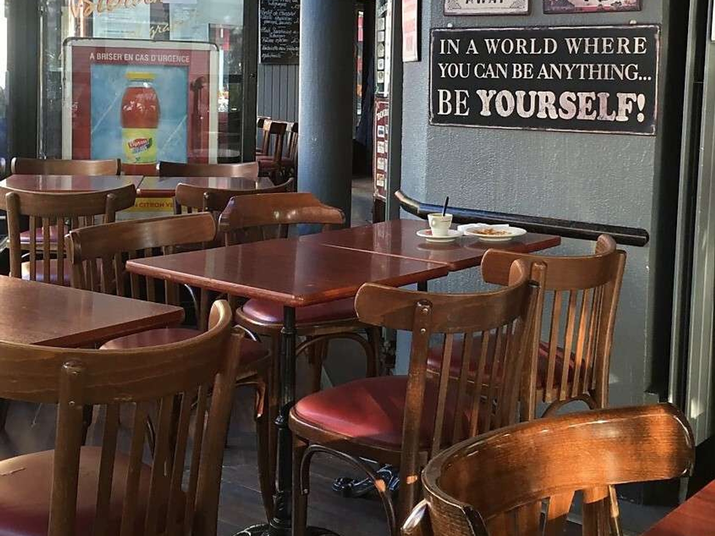 Vente murs et fonds restaurant bar à Paris 75018