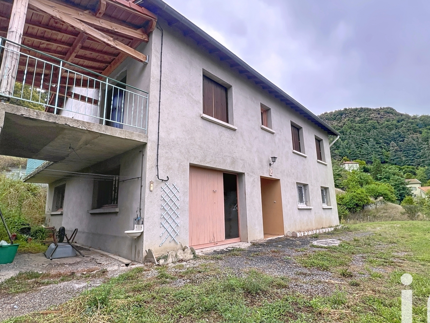 Maison à vendre - 8 pièces - 136m2 - Brives-Charensac (43700)