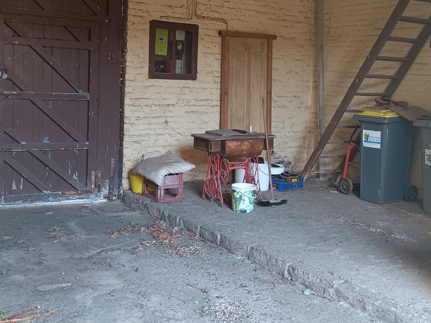 Locaux à vendre - 1 pièce - 68m2 - Verquin (62131)
