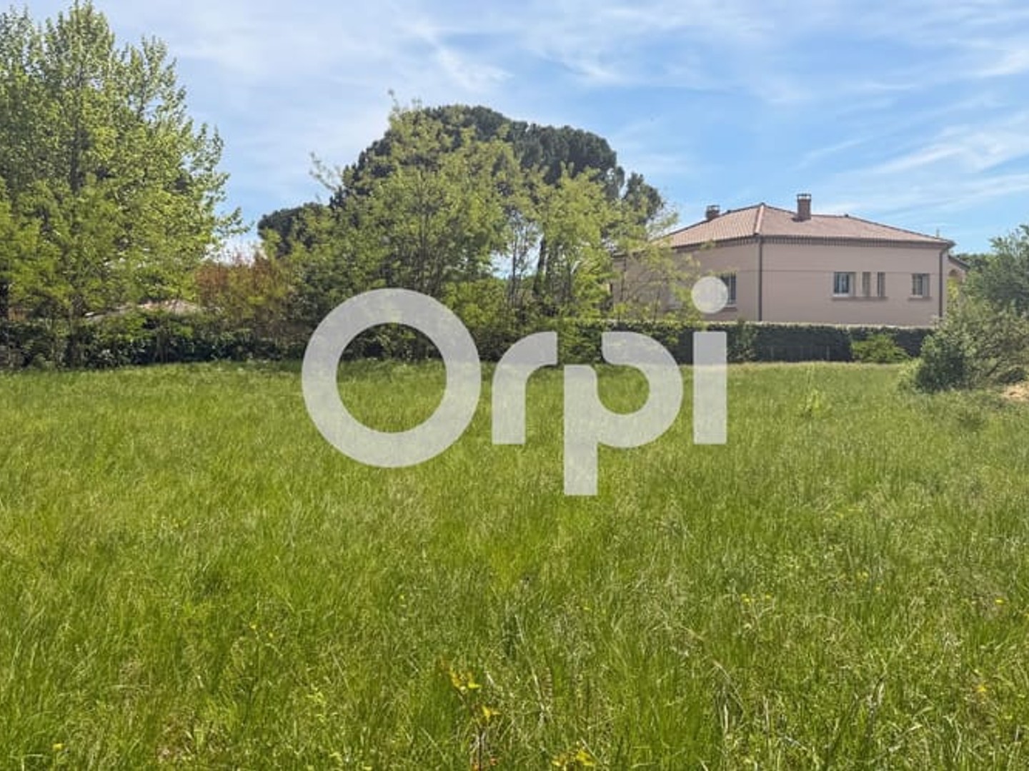 Terrain 414 m²