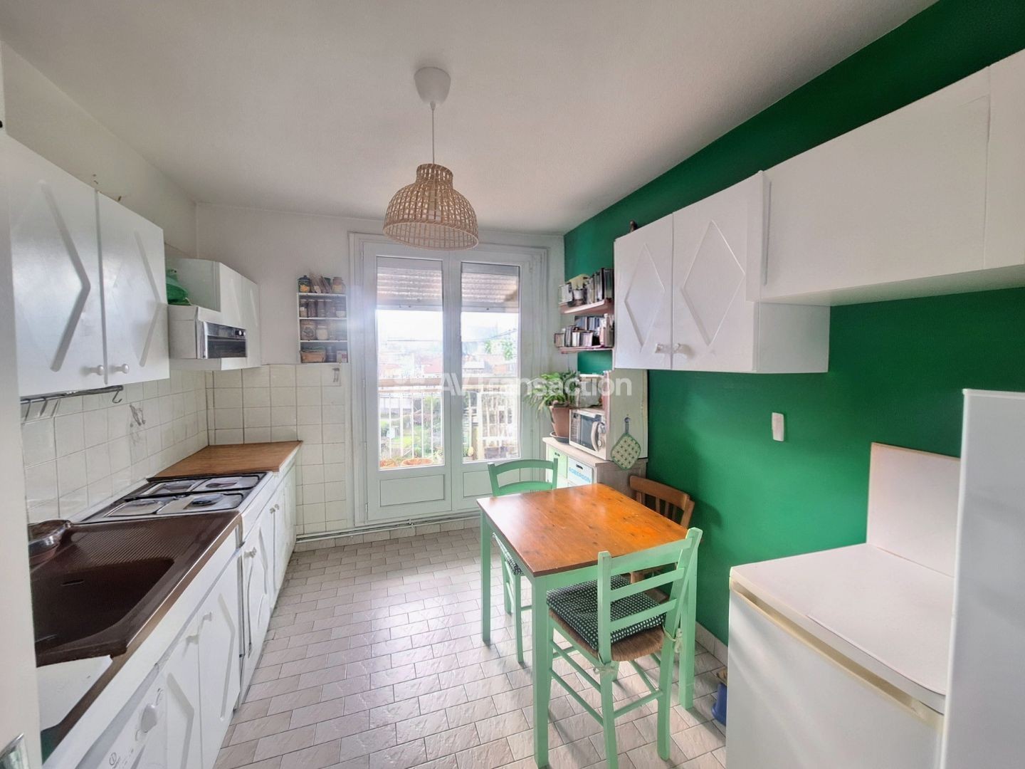 BEAU T3 DE 67M² AVEC BALCON - GARAGE- CAVE -