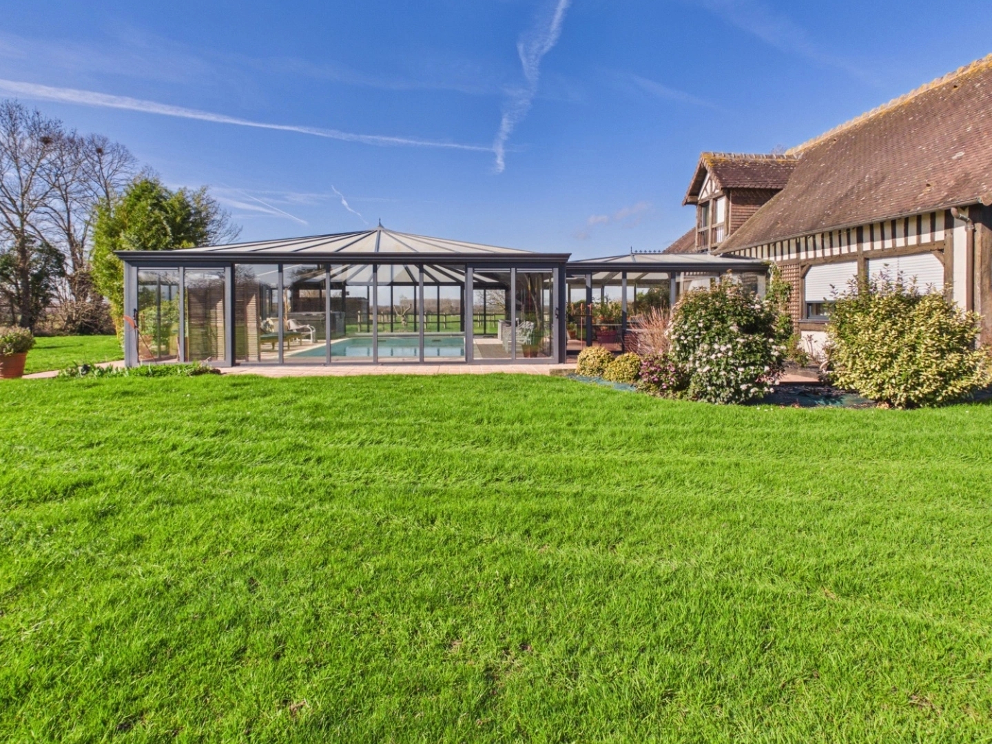 Maison à vendre - 16 pièces - 500m2 - Notre-Dame-D'estr... (14340)