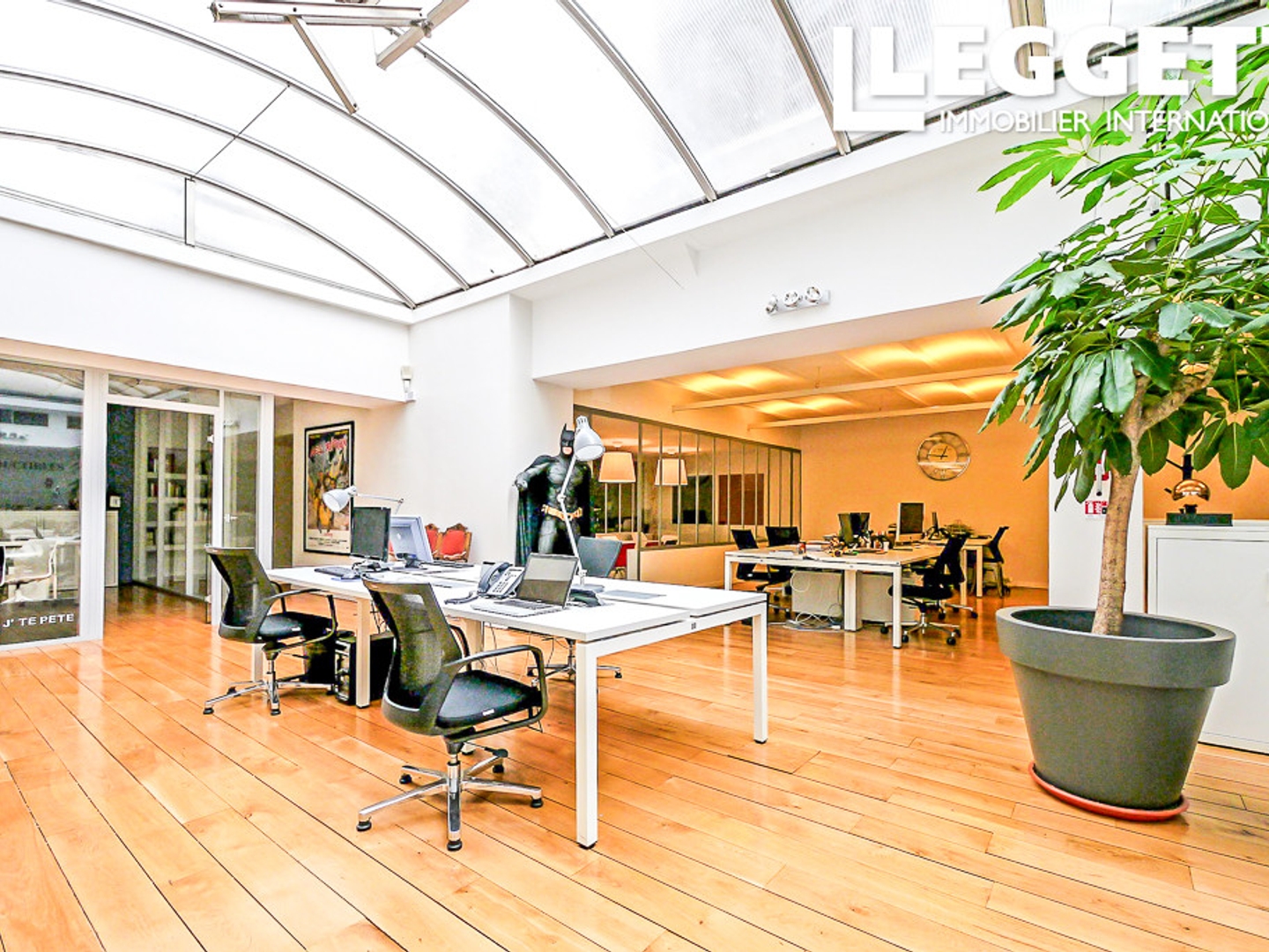 Locaux à vendre - 456m2 - Paris 18e (75018)