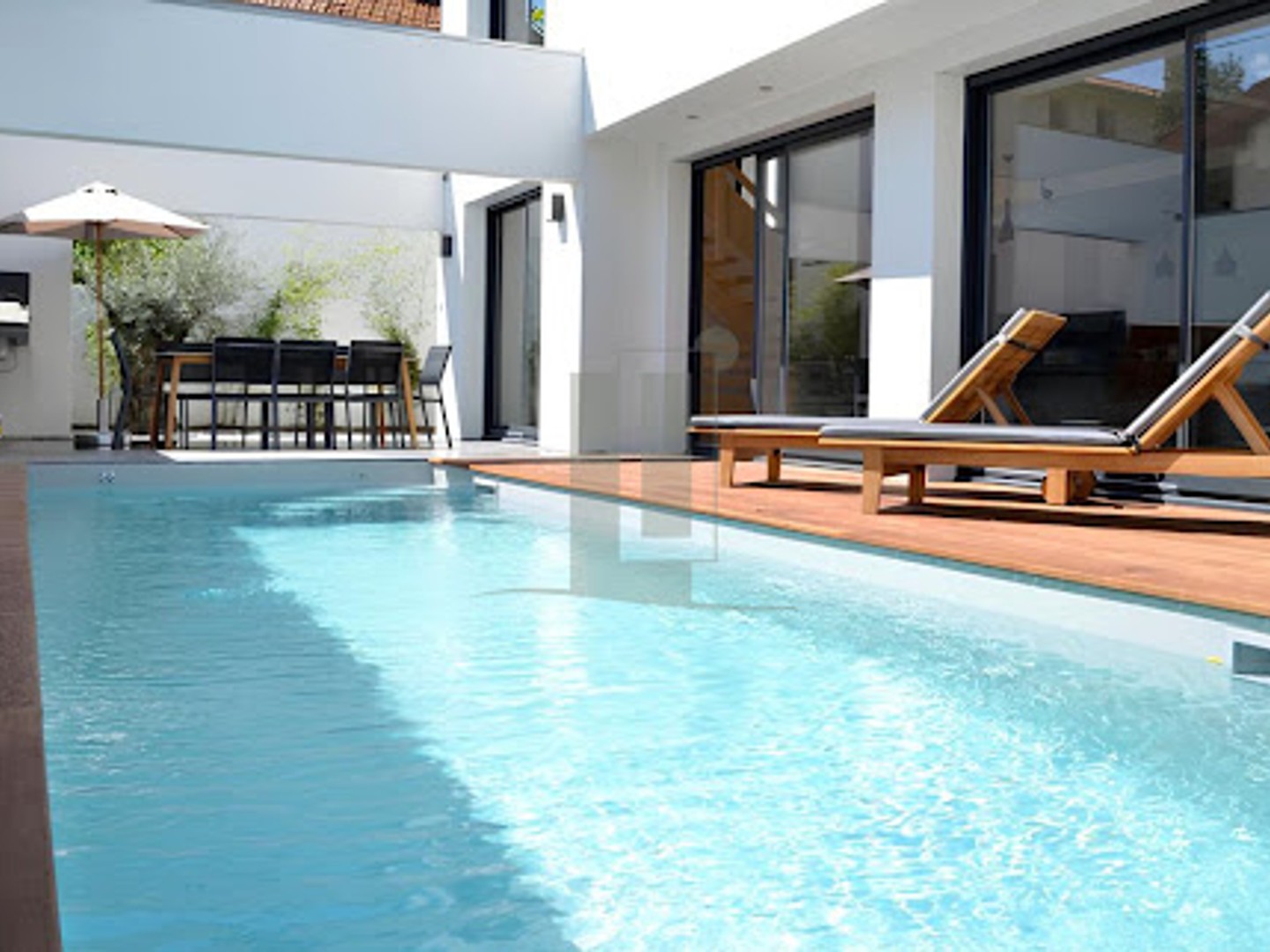 Maison 6 pièces 180 m²
