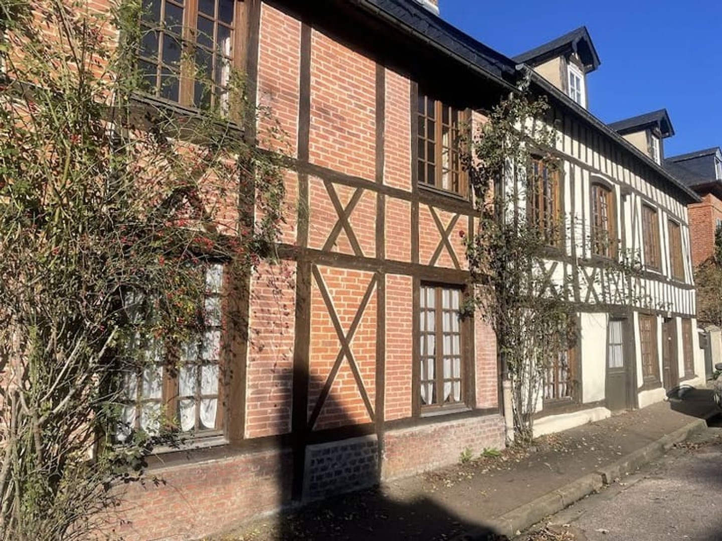 Maison 10 pièces 225 m²