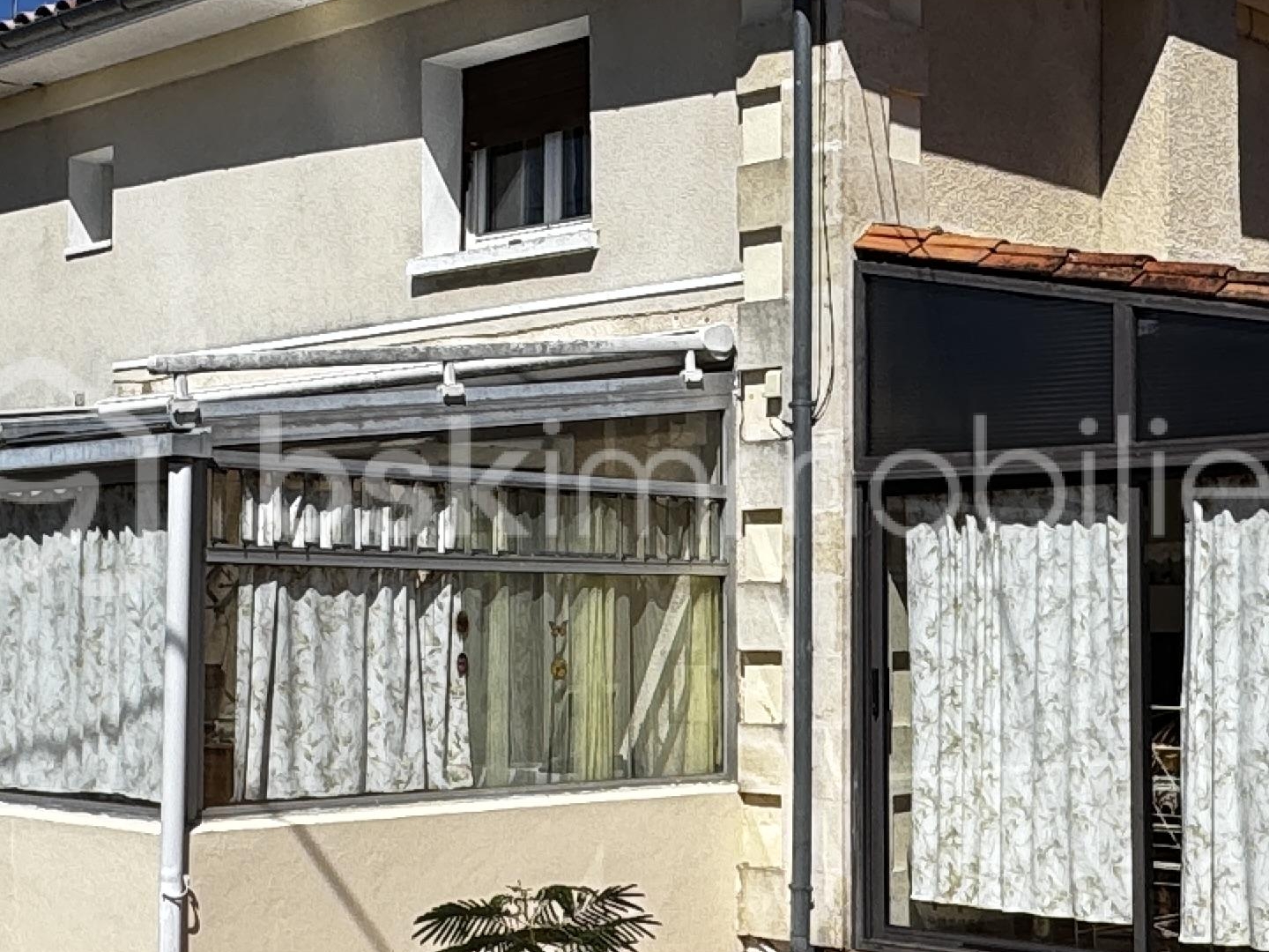 Maison à vendre - 8 pièces - 200m2 - Les Peintures (33230)