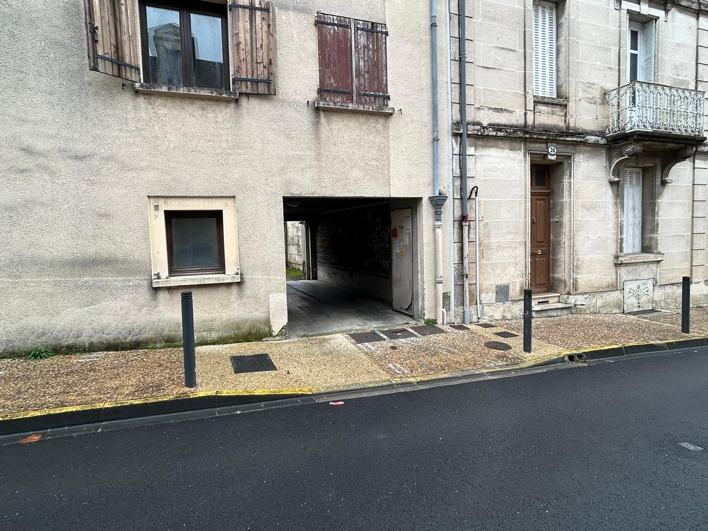 Parking / garage / box à vendre - 12m2 - Périgueux (24000)