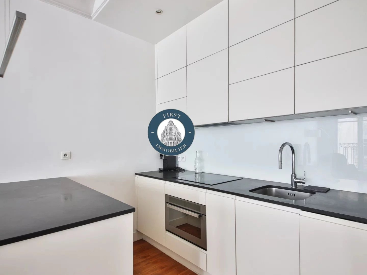 Appartement à vendre - 2 pièces - 54m2 - Paris 16e (75016)