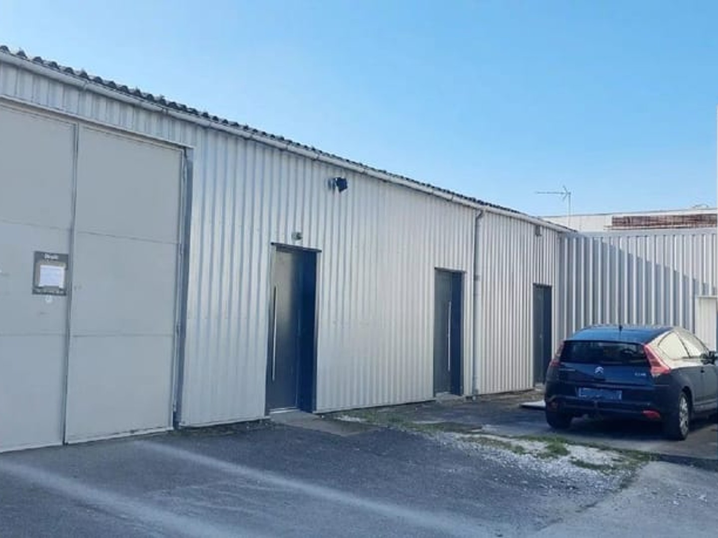 Bureaux 5 pièces 700 m²