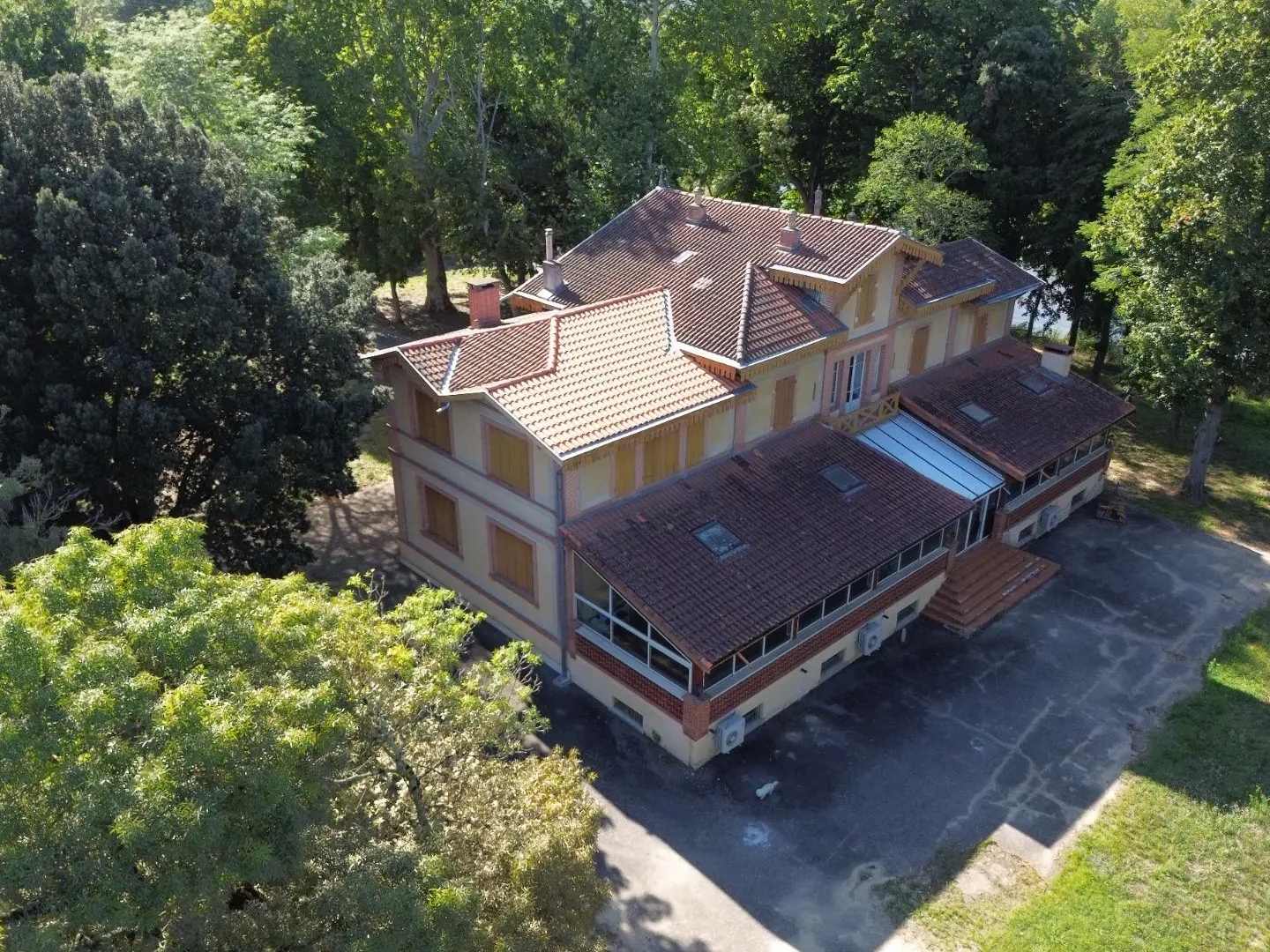 Propriété 16 pièces 525 m²