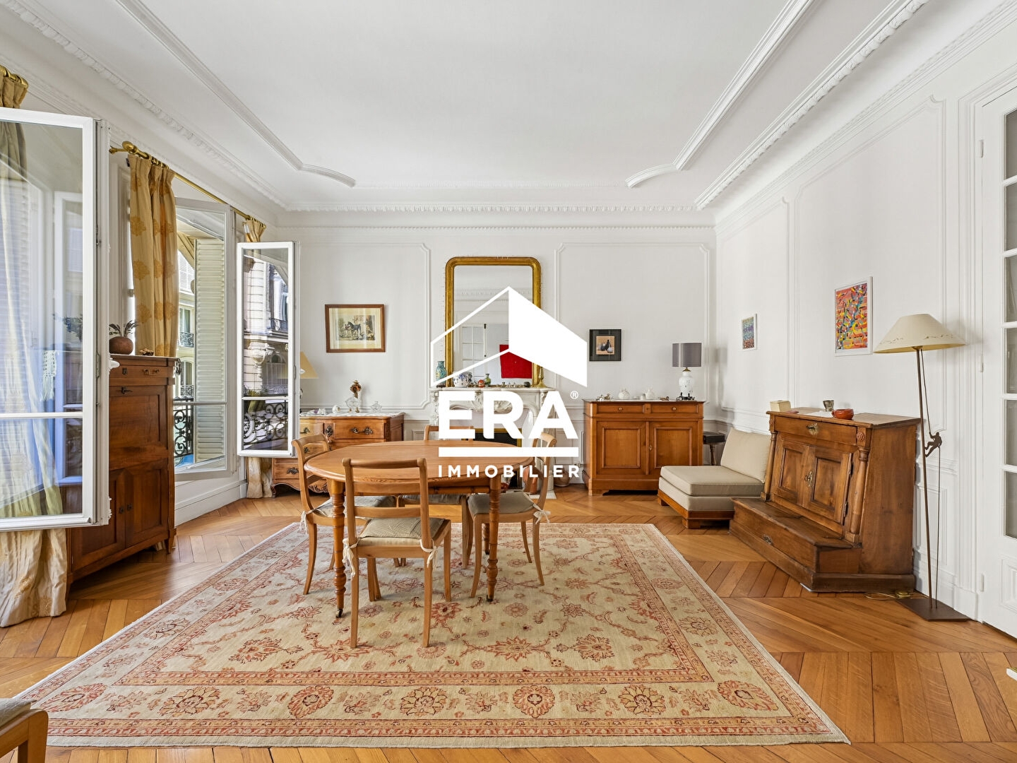 Appartement à vendre - 5 pièces - 124m2 - Paris 8e (75008)