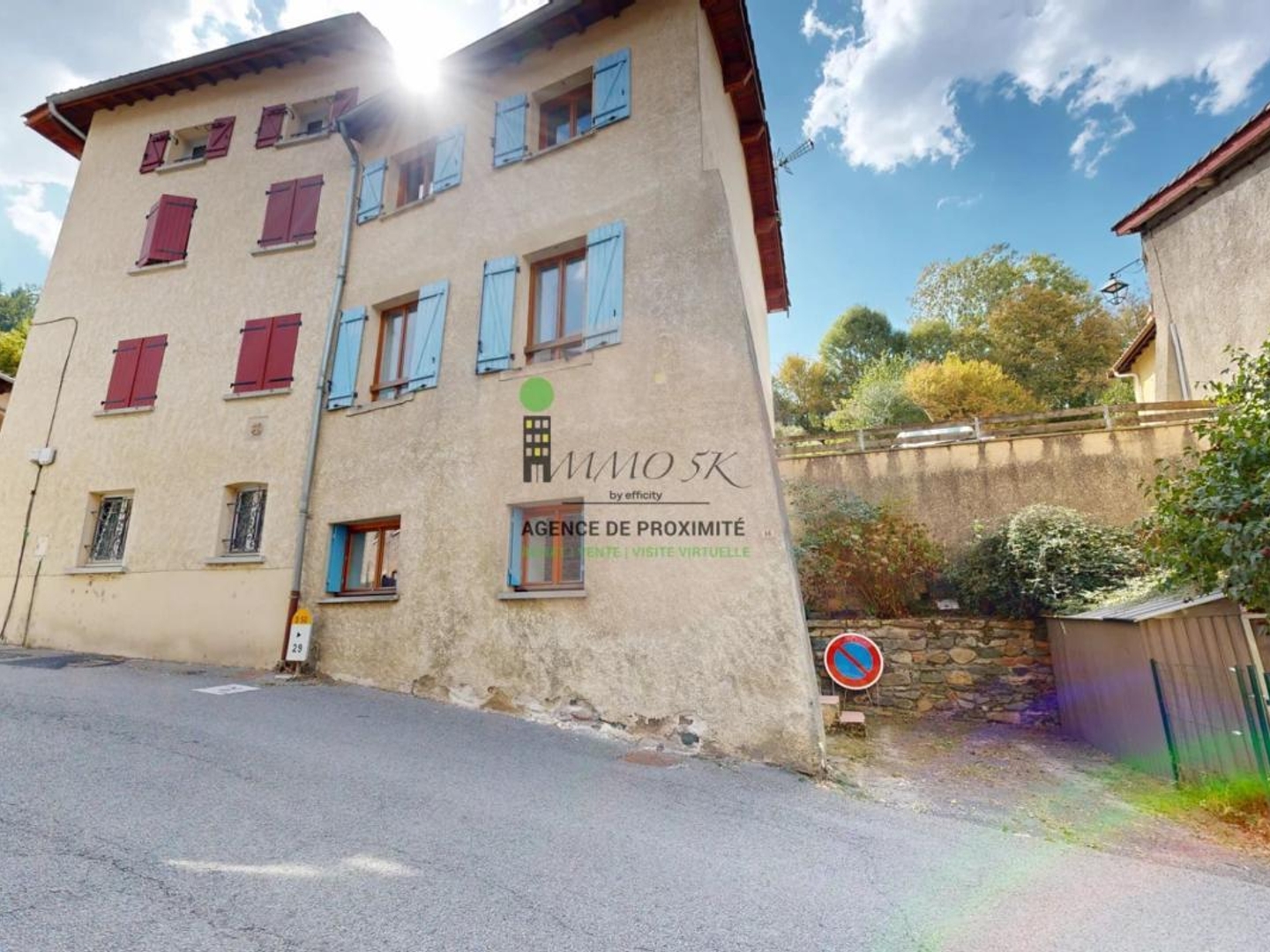 Vends maison de village - 90.38 m² - 4 pièces, 2 chambres - Courzieu 69690