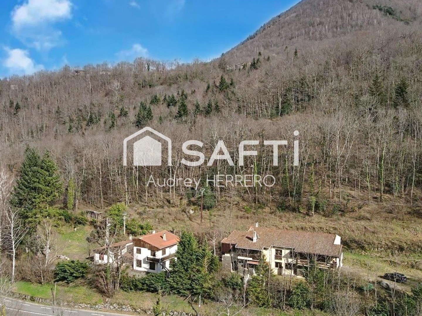 Hôtel de 17 chambres à réouvrir - Ax les Thermes