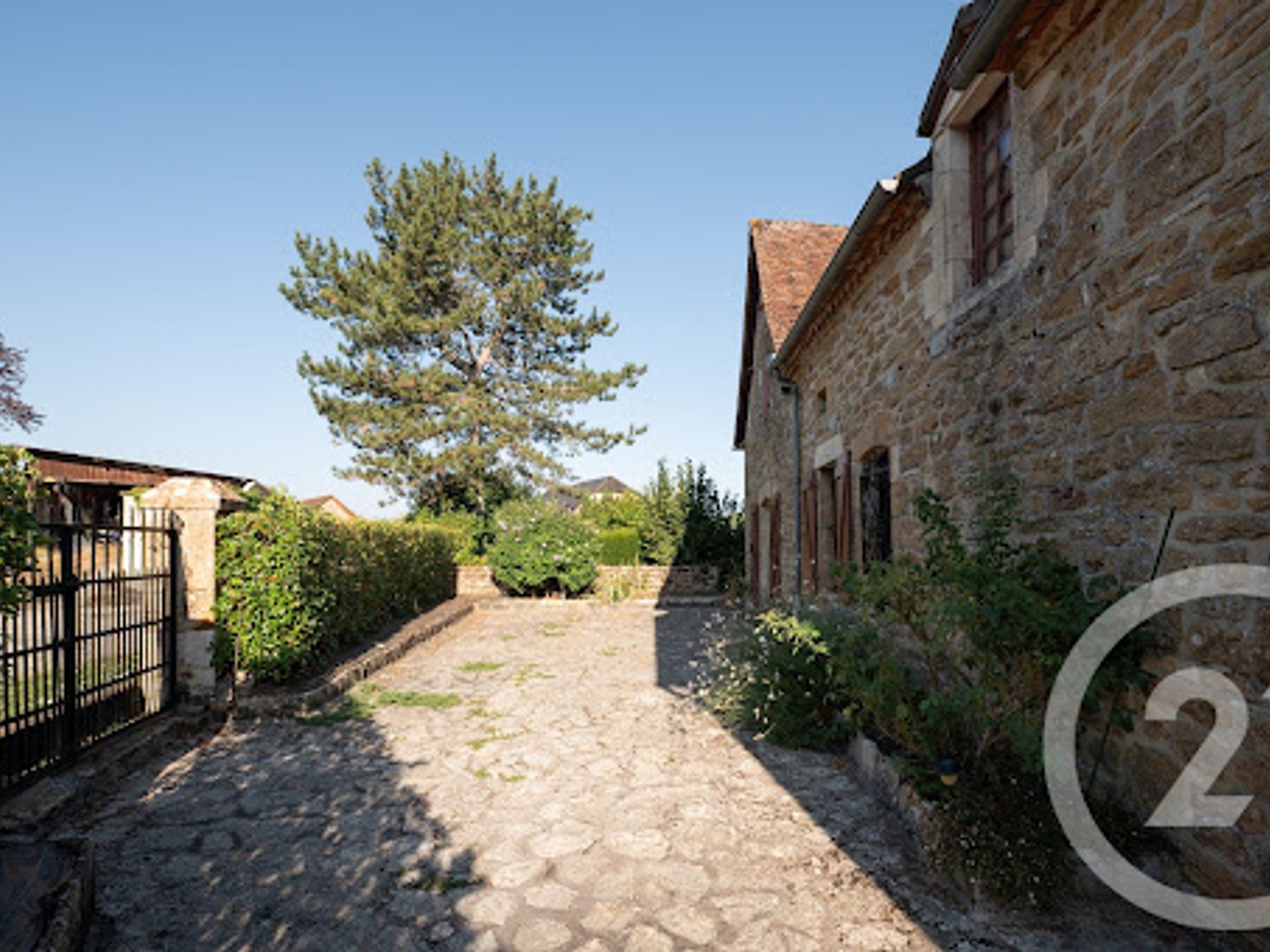 Maison à vendre - 4 pièces - 97m2 - Strenquels (46110)