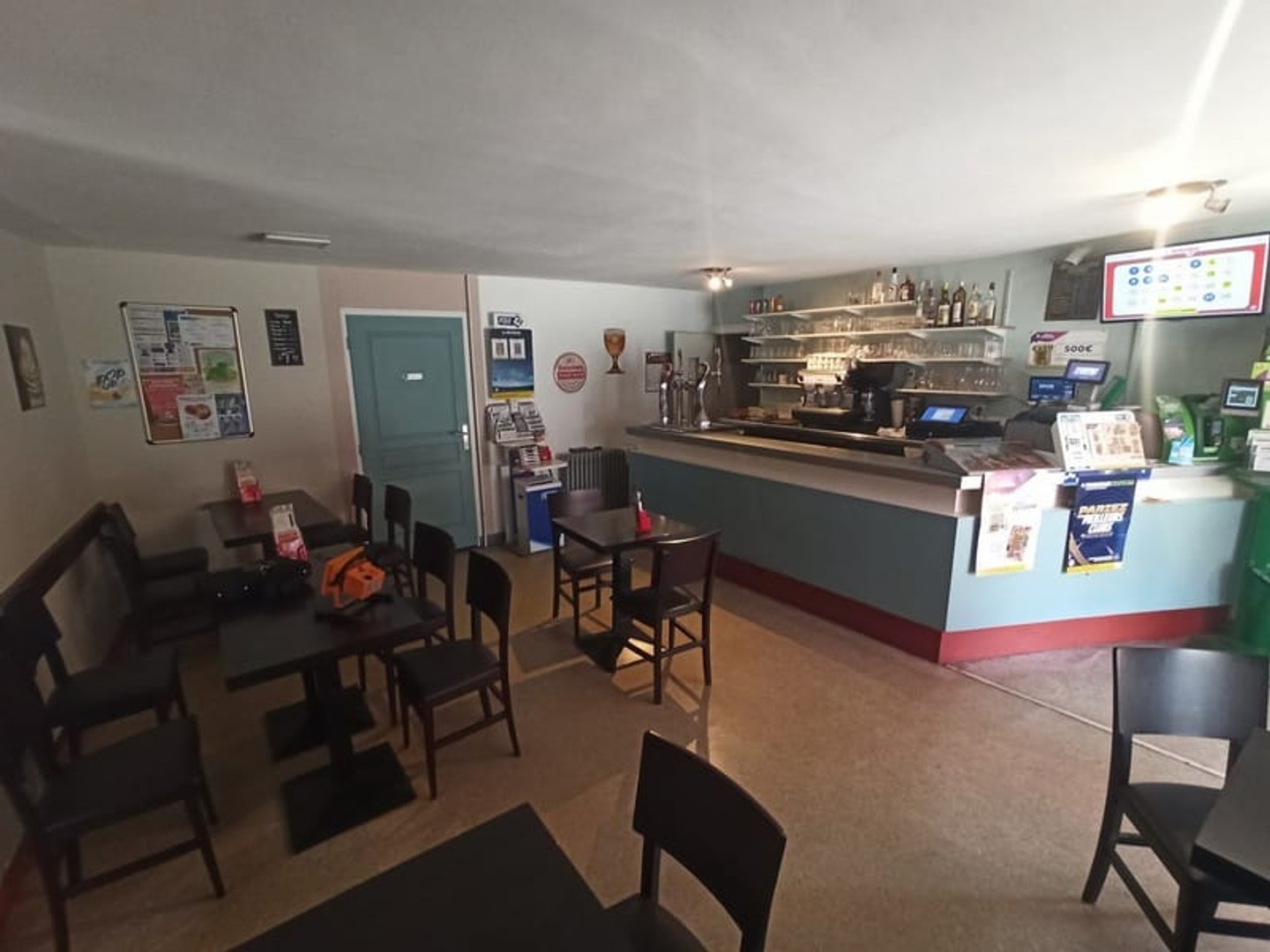 Local commercial 310 m²