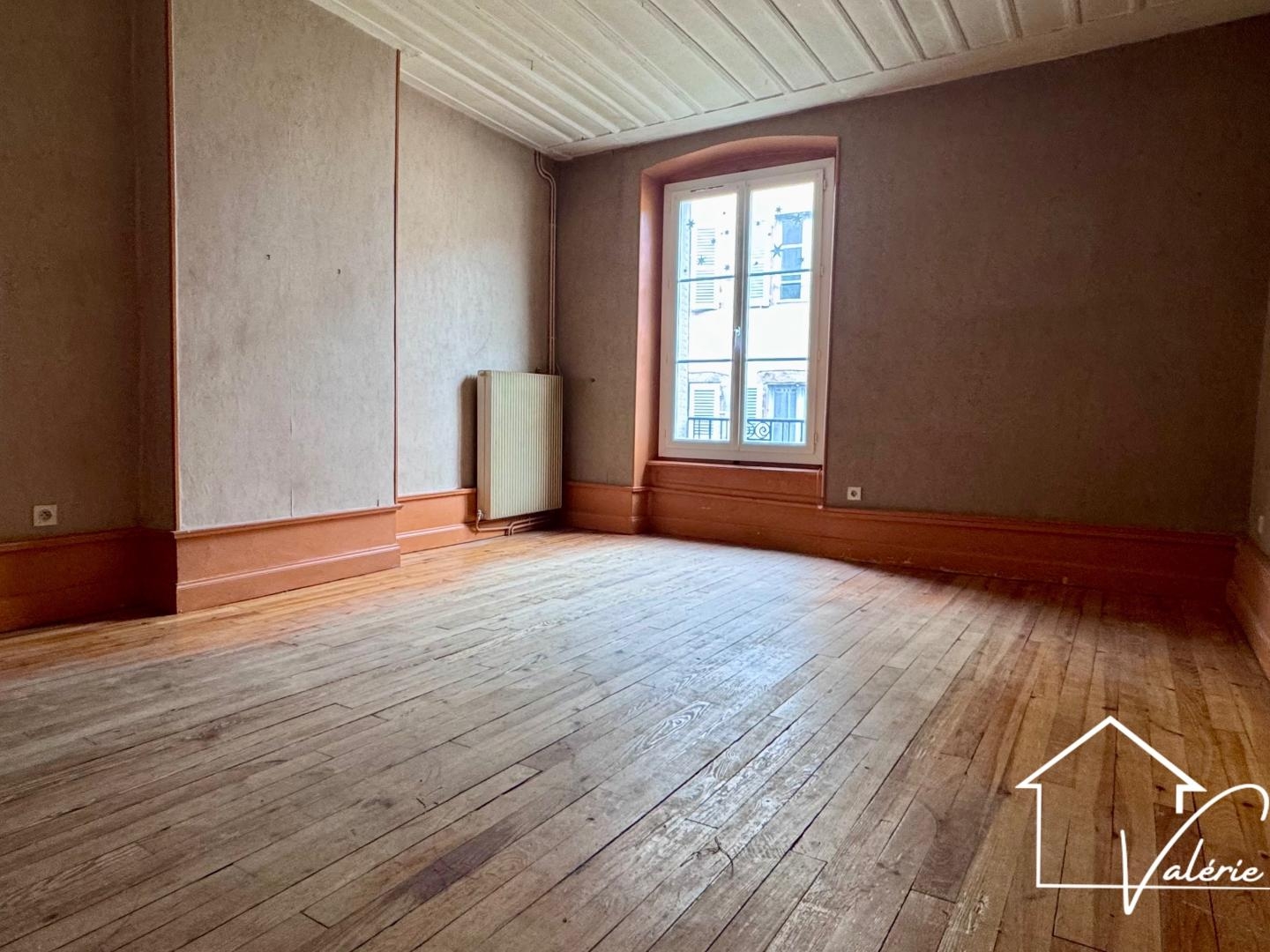 Immeuble à vendre - 118m2 - Brioude (43100)