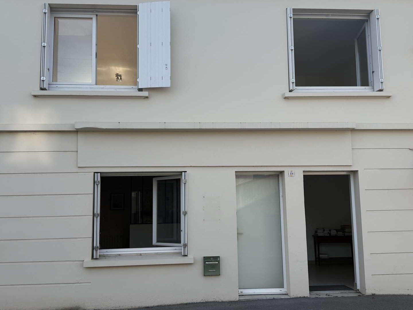 Bureaux 3 pièces 108 m²