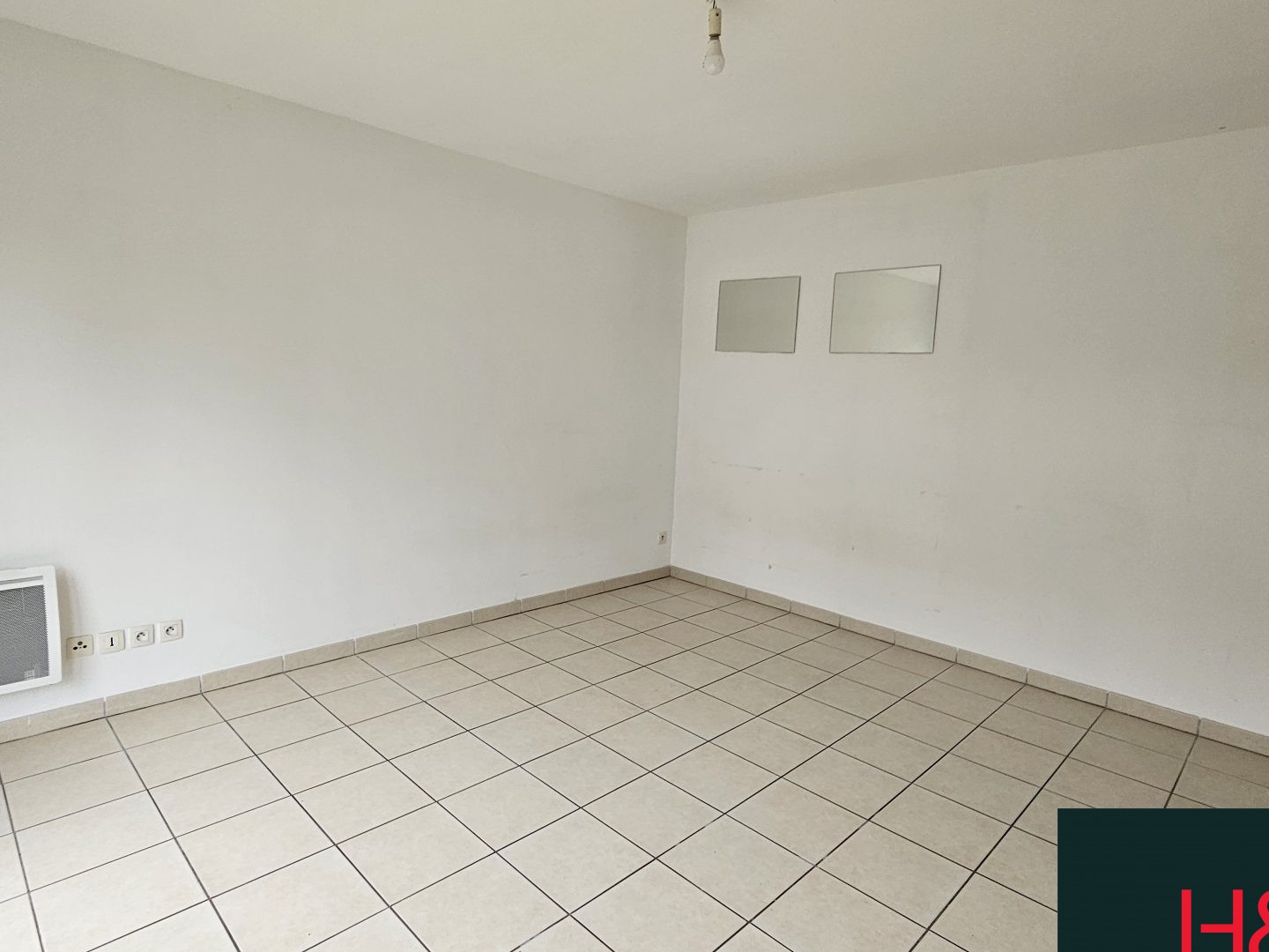 Appartement à vendre - 1 pièce - 31m2 - Douvres-La-Délivr... (14440)