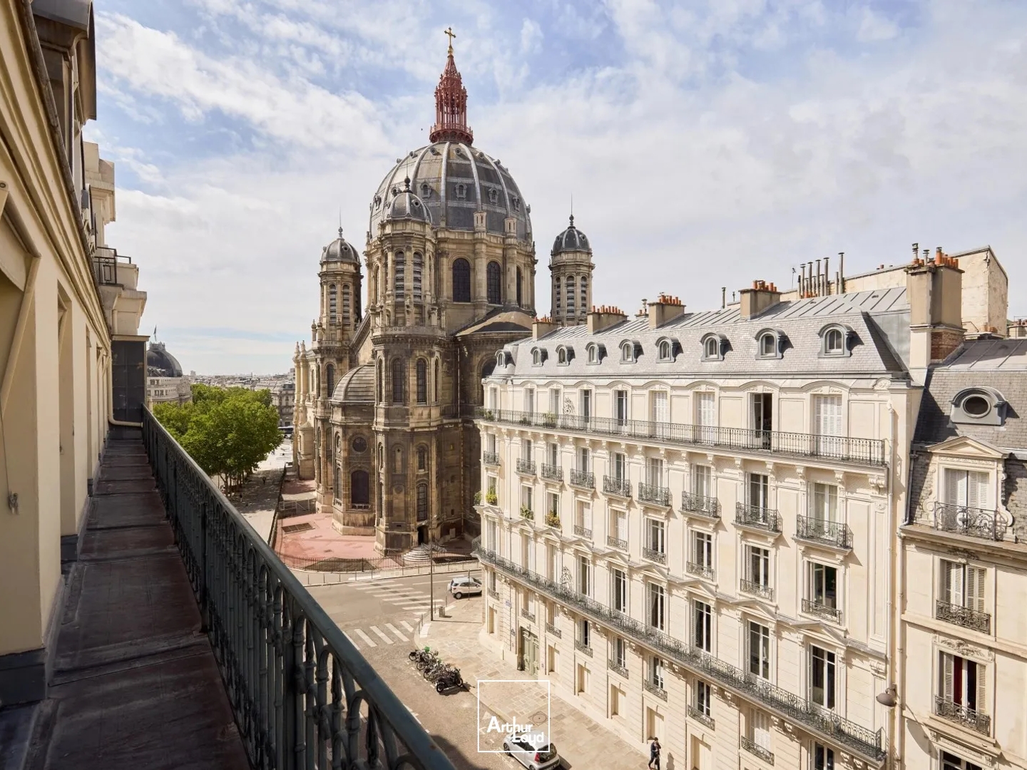 Bureaux opérés Paris 8 : Solution clé en main
