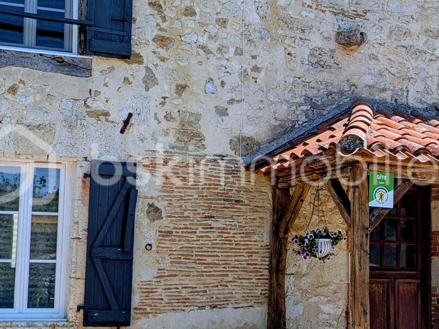 Maison 6 pièces 246 m²