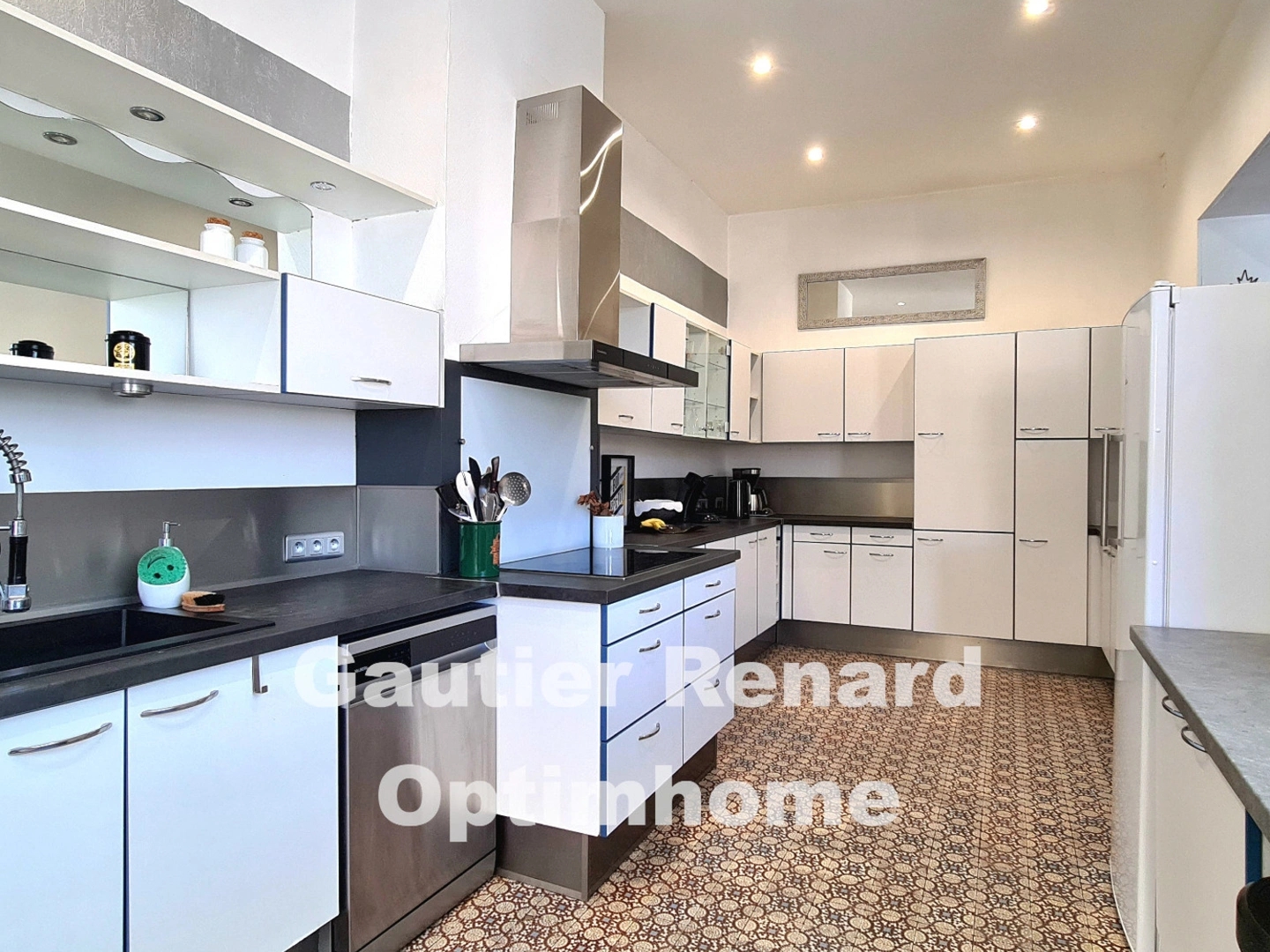 Maison à vendre - 14 pièces - 358m2 - Raismes (59590)