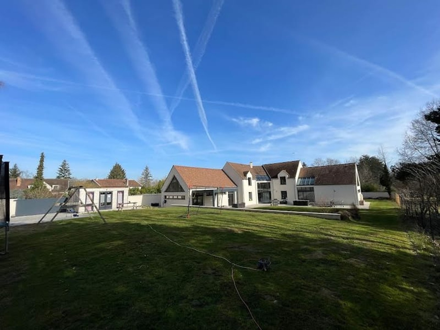 Propriété 8 pièces 385 m²