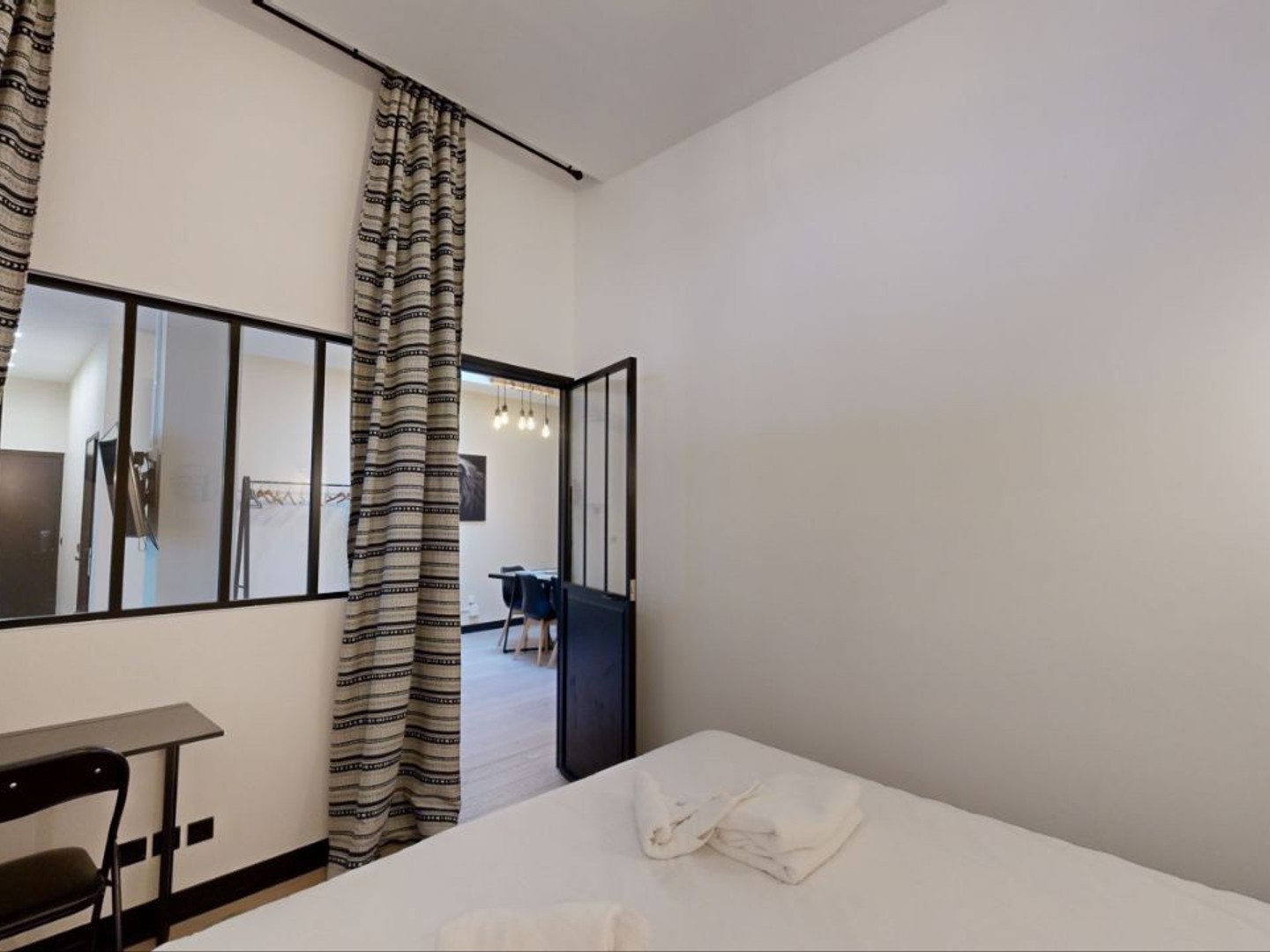 Appartement rue Claude Decaen, Paris (loyer tout inclus)