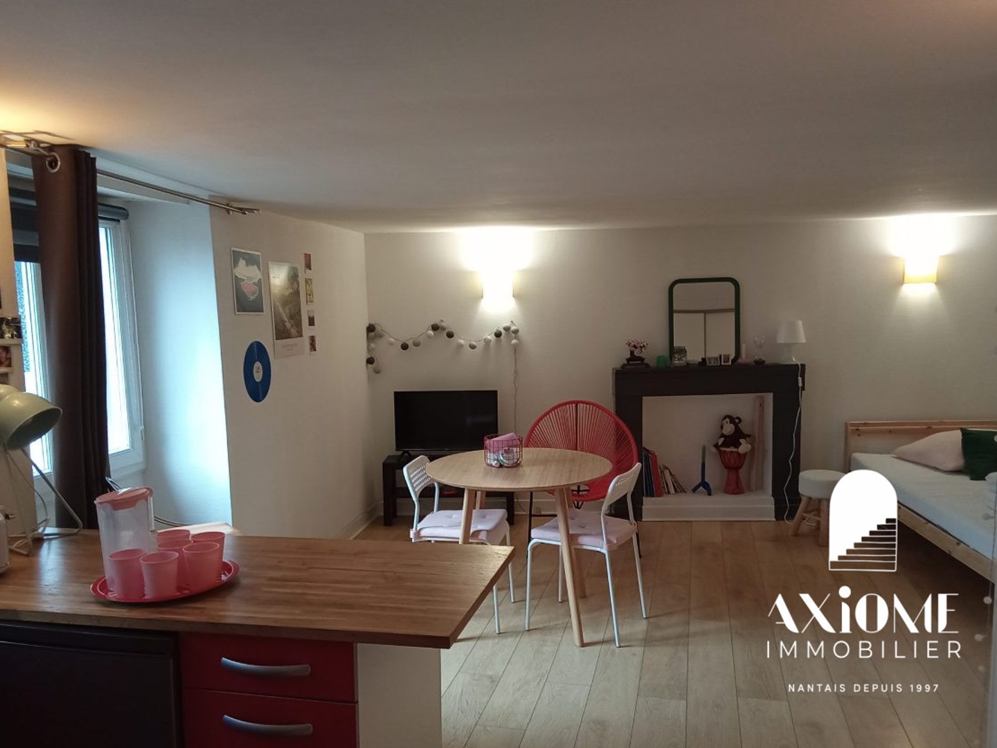 Immeuble à vendre - 81m2 - Nantes (44200)