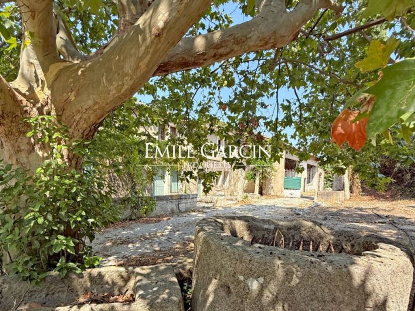 Maison à vendre - 500m2 - Saint-Rémy-De-Pro... (13210)
