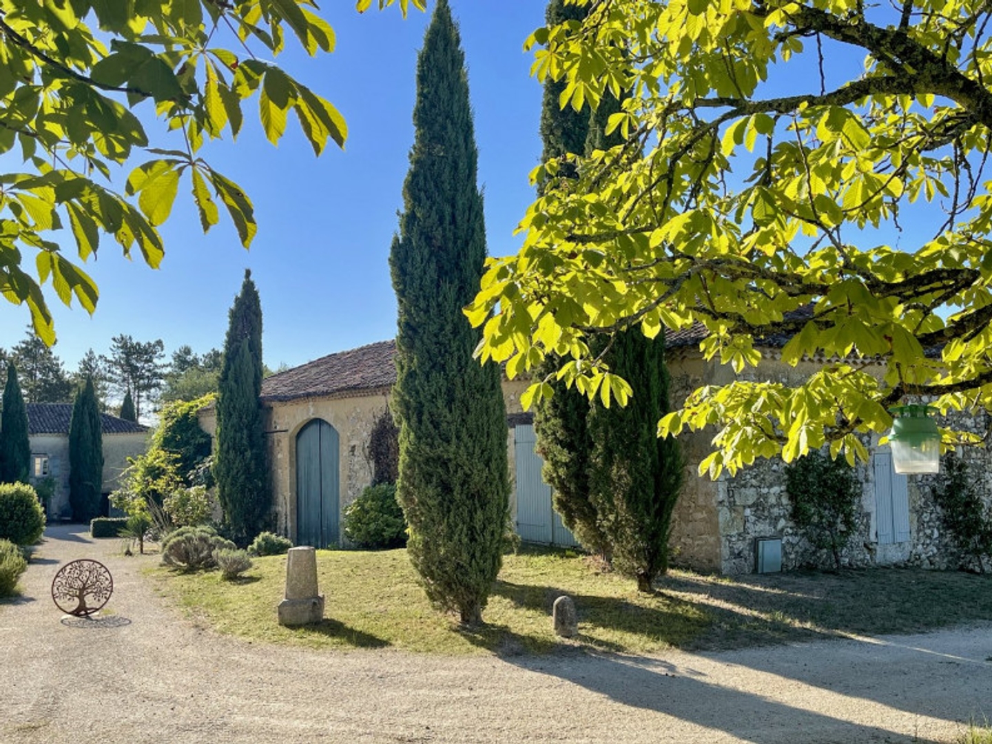 Maison à vendre - 14 pièces - 669m2 - Gondrin (32330)