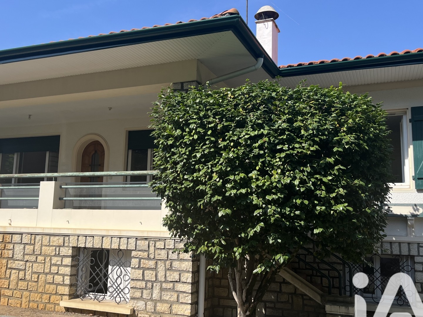 Maison 9 pièces 238 m²
