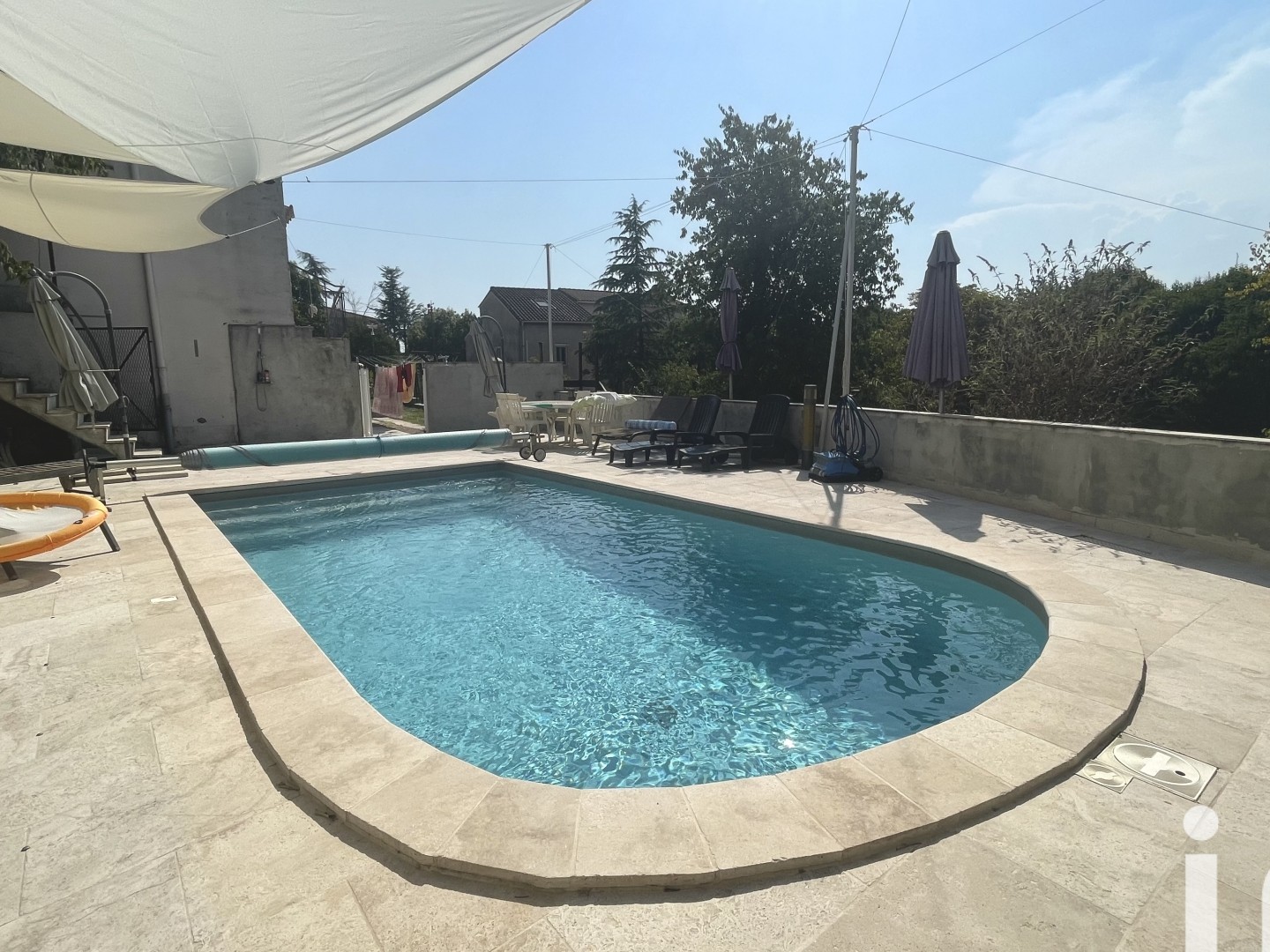 Maison 8 pièces 213 m²