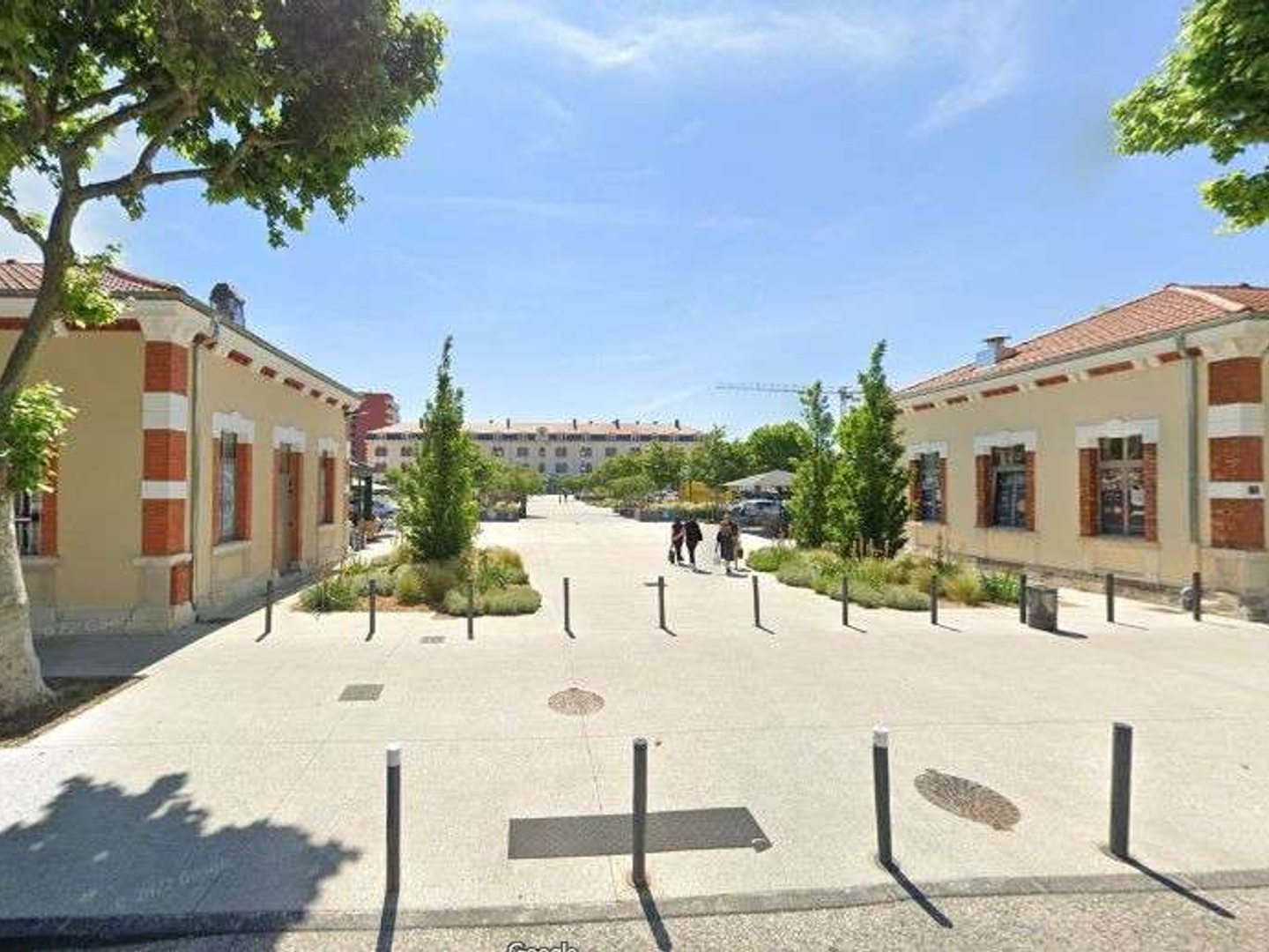 Bureaux 110m² avec cour Valence Latour Maubourg