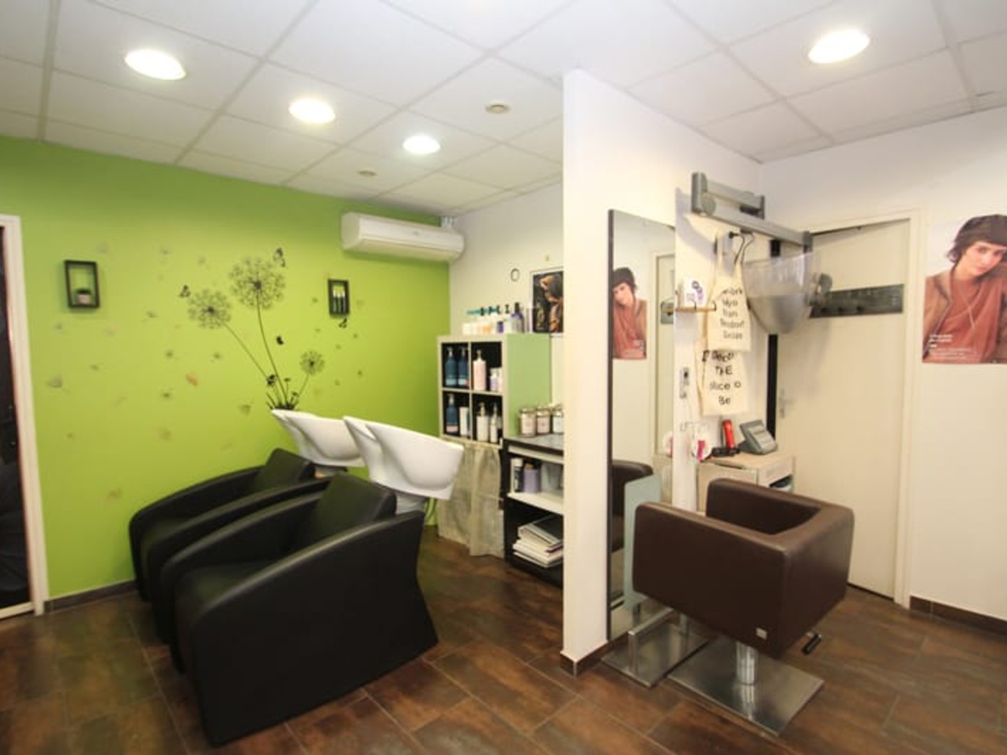 A CEDER, salon de coiffure équipé à DECIZE