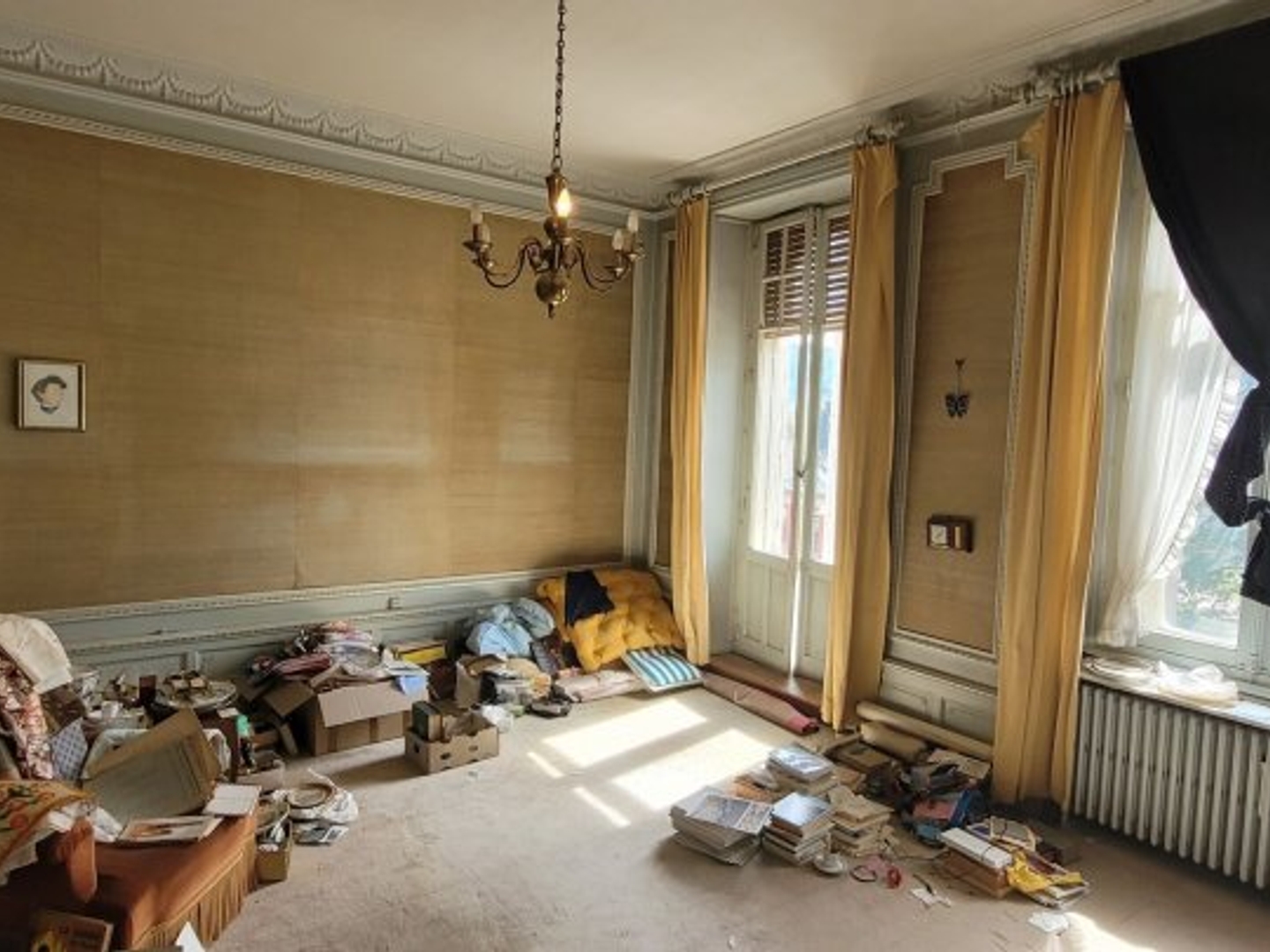 Appartement à vendre - 5 pièces - 209m2 - Remiremont (88200)