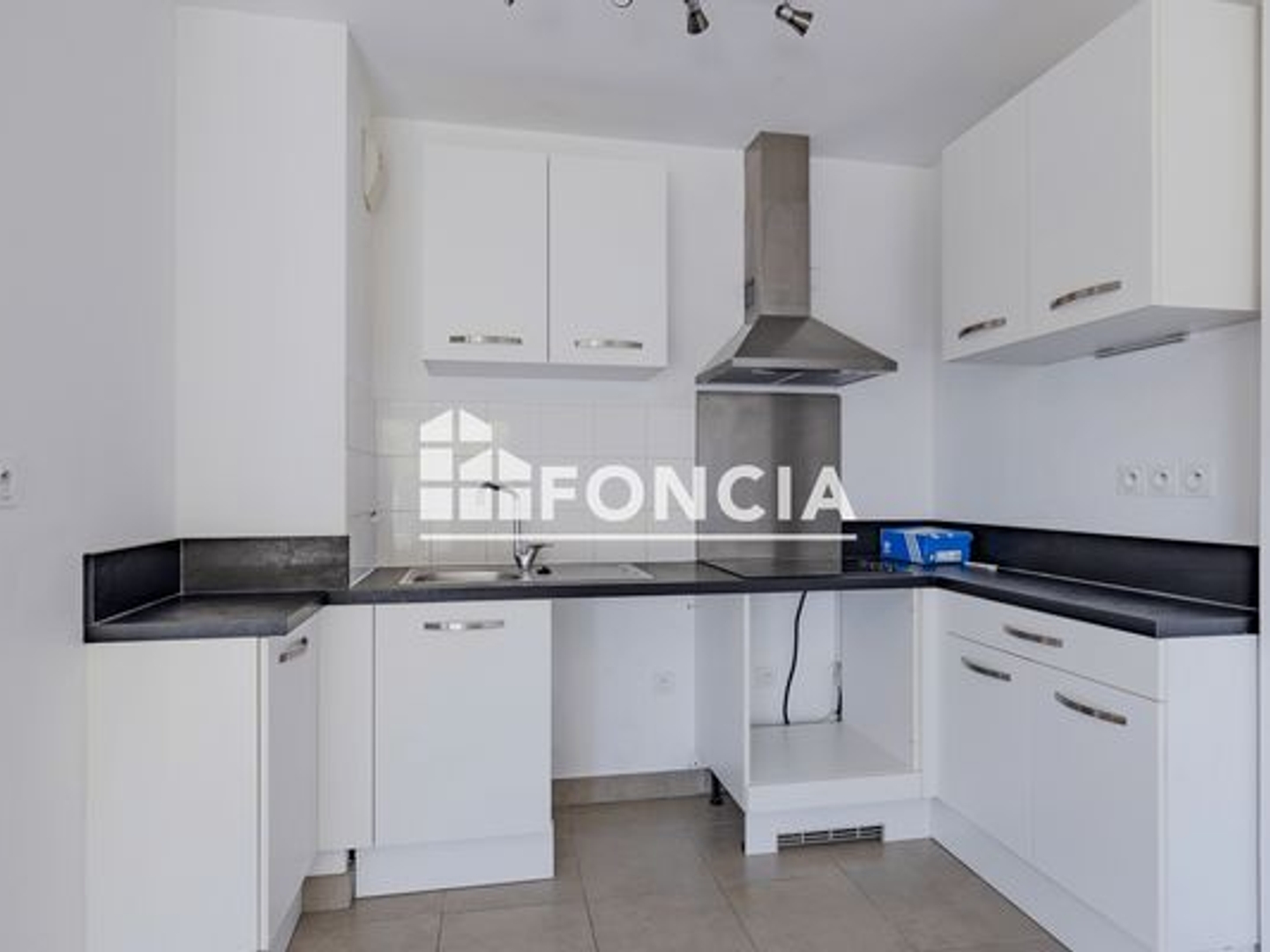 Appartement à vendre - 2 pièces - 42m2 - Fréjus (83600)