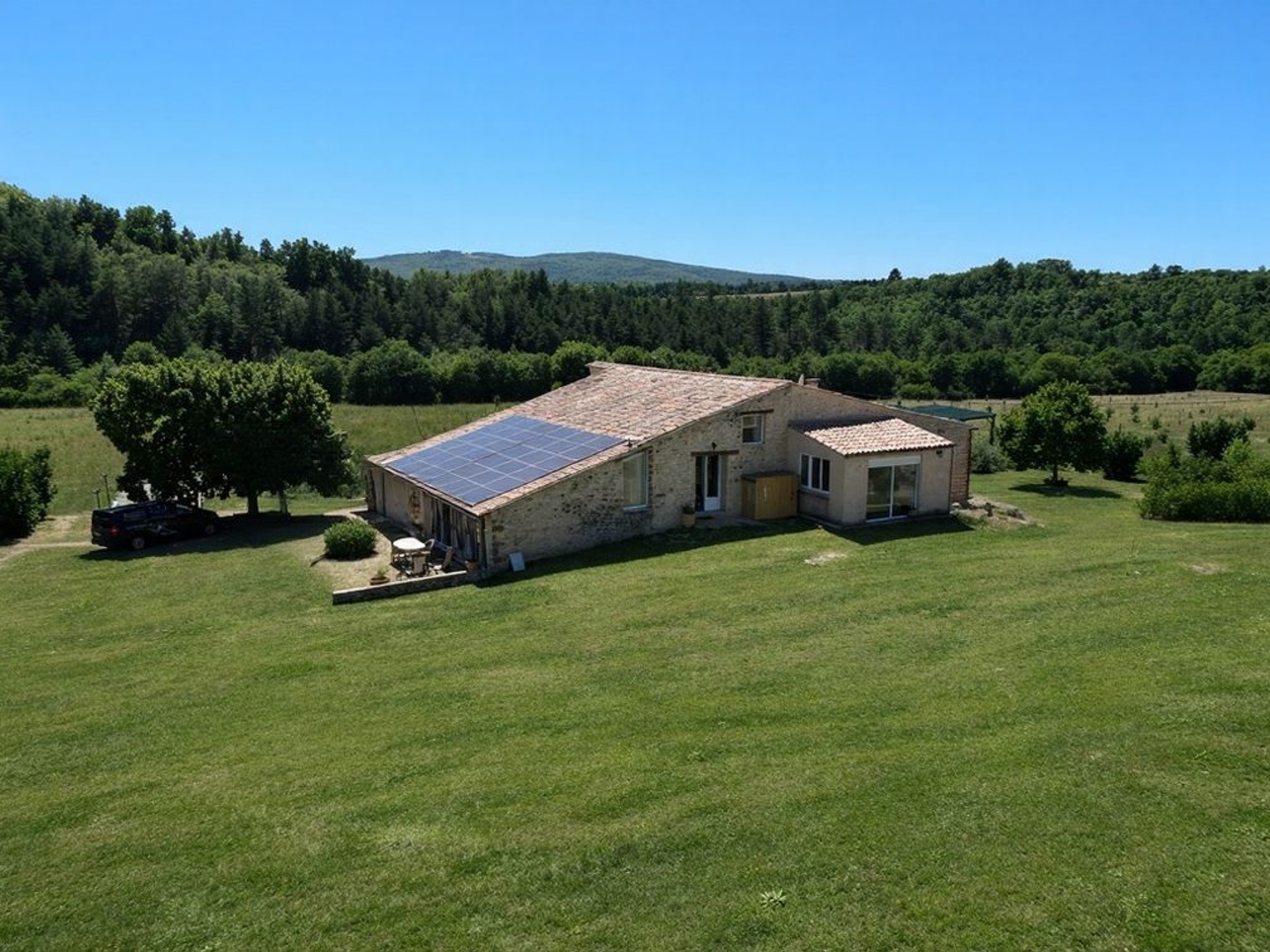 Parking / garage / box à vendre - 403m2 - Sault (84390)