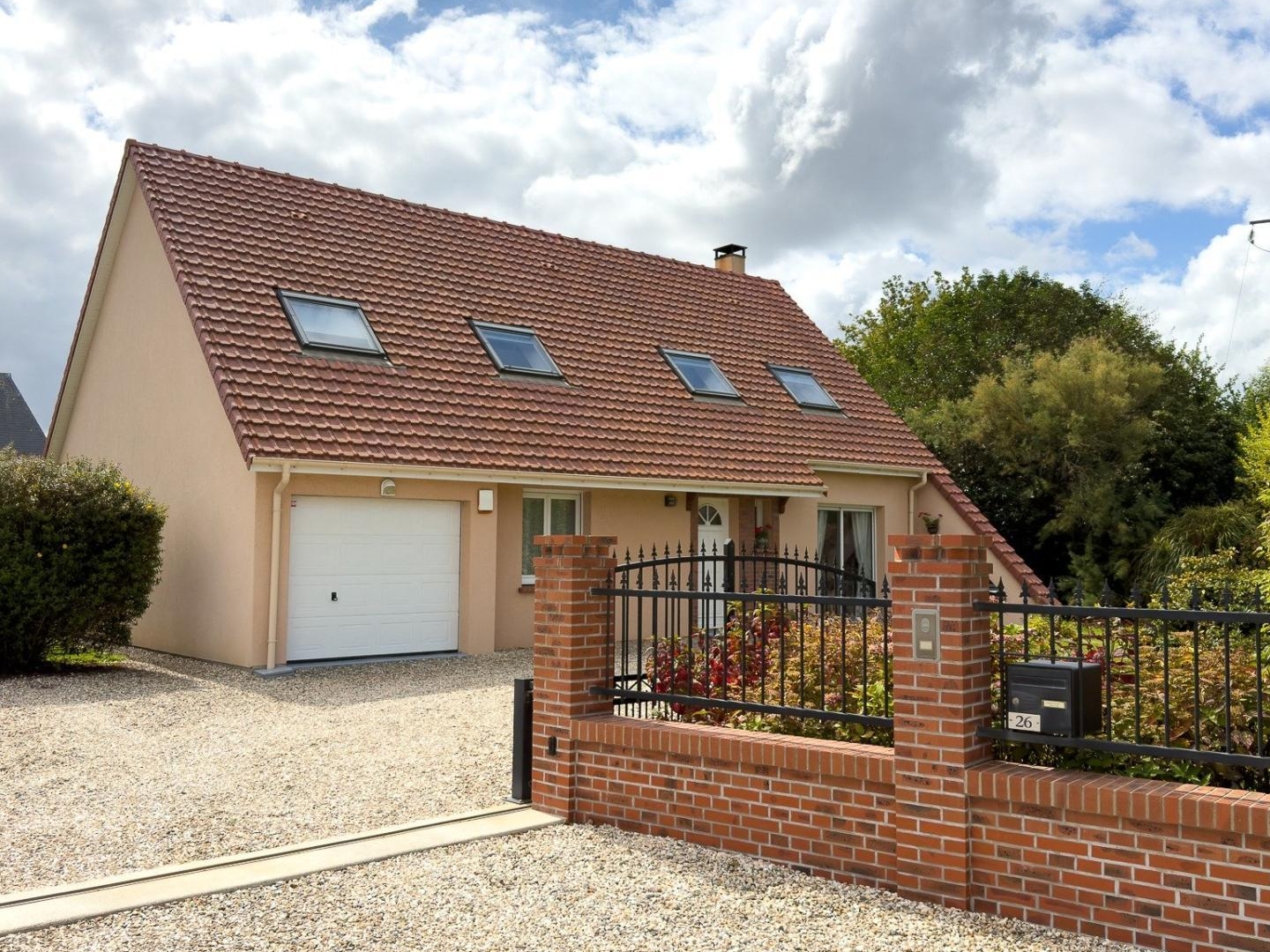 CALME / PARFAIT ETAT / MAISON FAMILIALE
