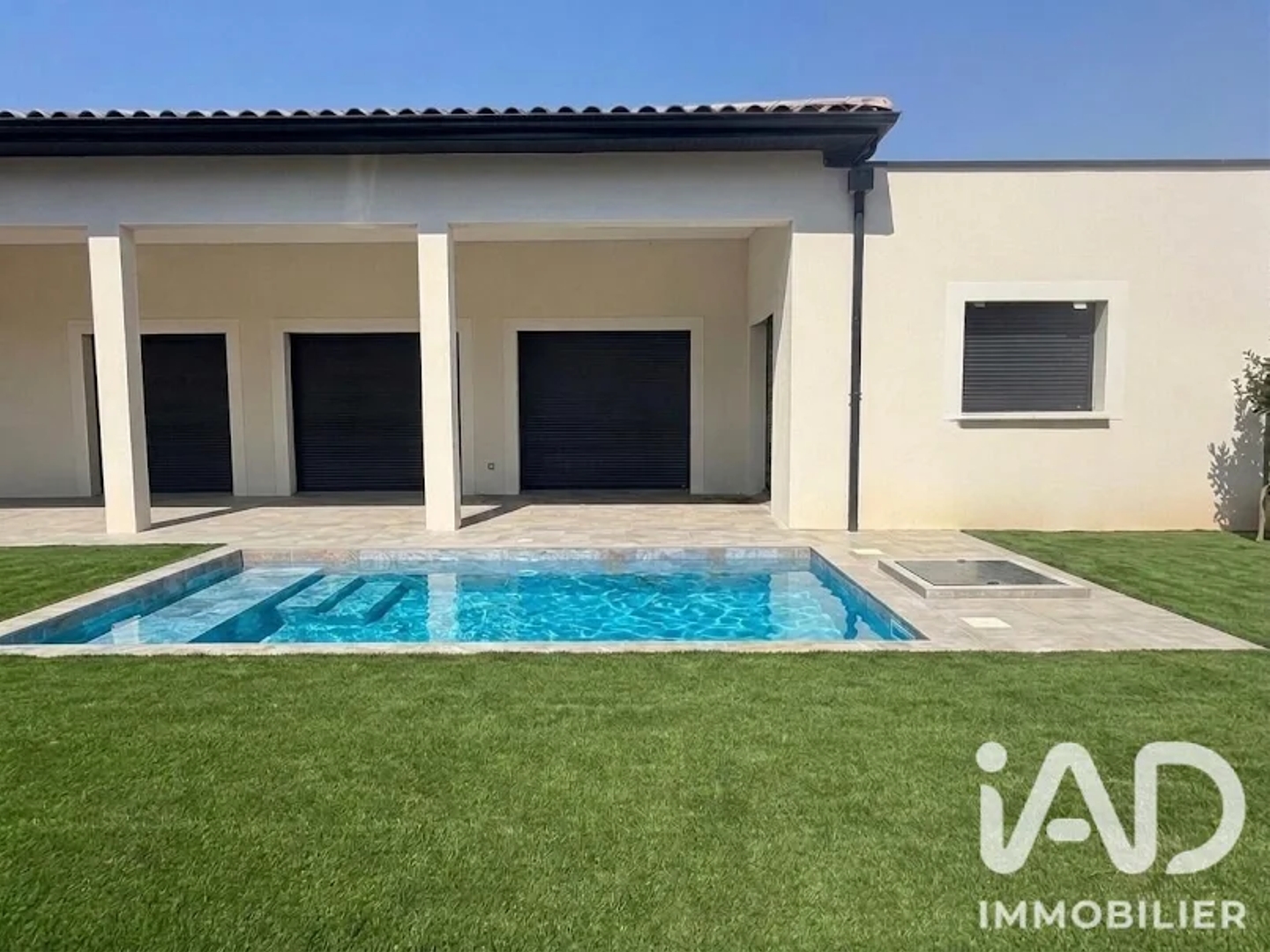 Maison à vendre - 4 pièces - 119m2 - Montélimar (26200)