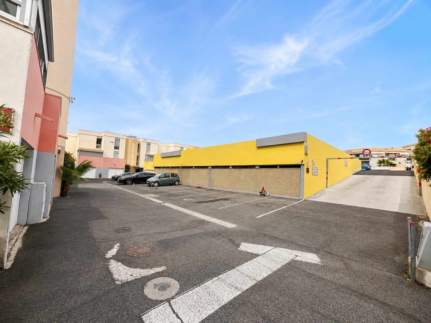 Parking / garage / box à vendre - Sète (34200)