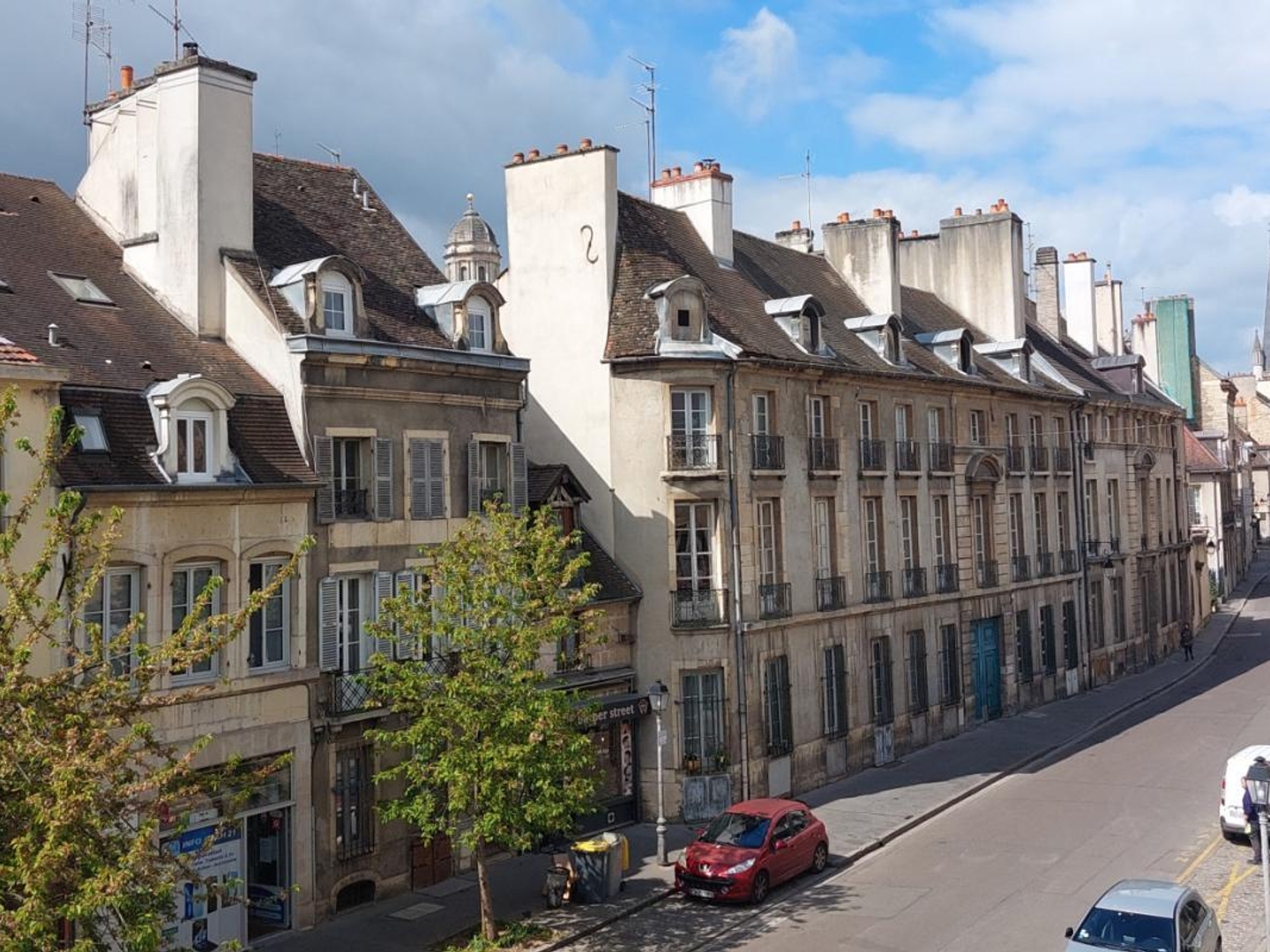 Appartement à vendre - 10 pièces - 92m2 - Dijon (21000)