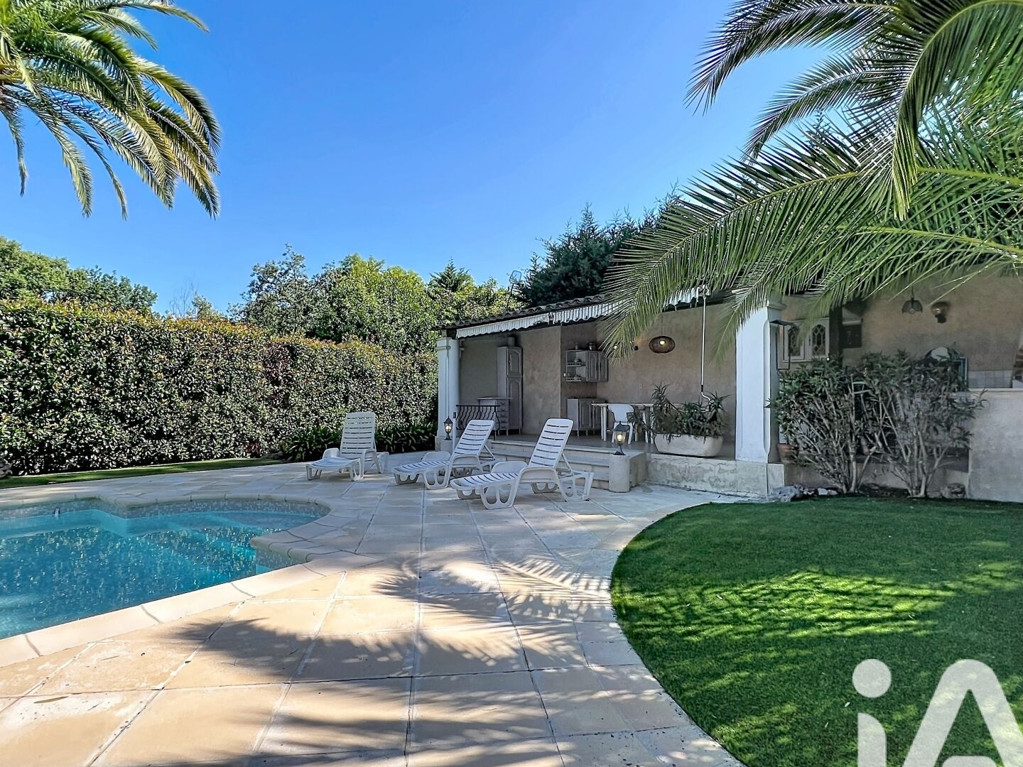 Maison à vendre - 9 pièces - 204m2 - Mougins (06250)
