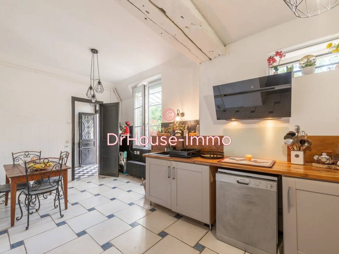 Maison à vendre - 8 pièces - 220m2 - Faremoutiers (77515)