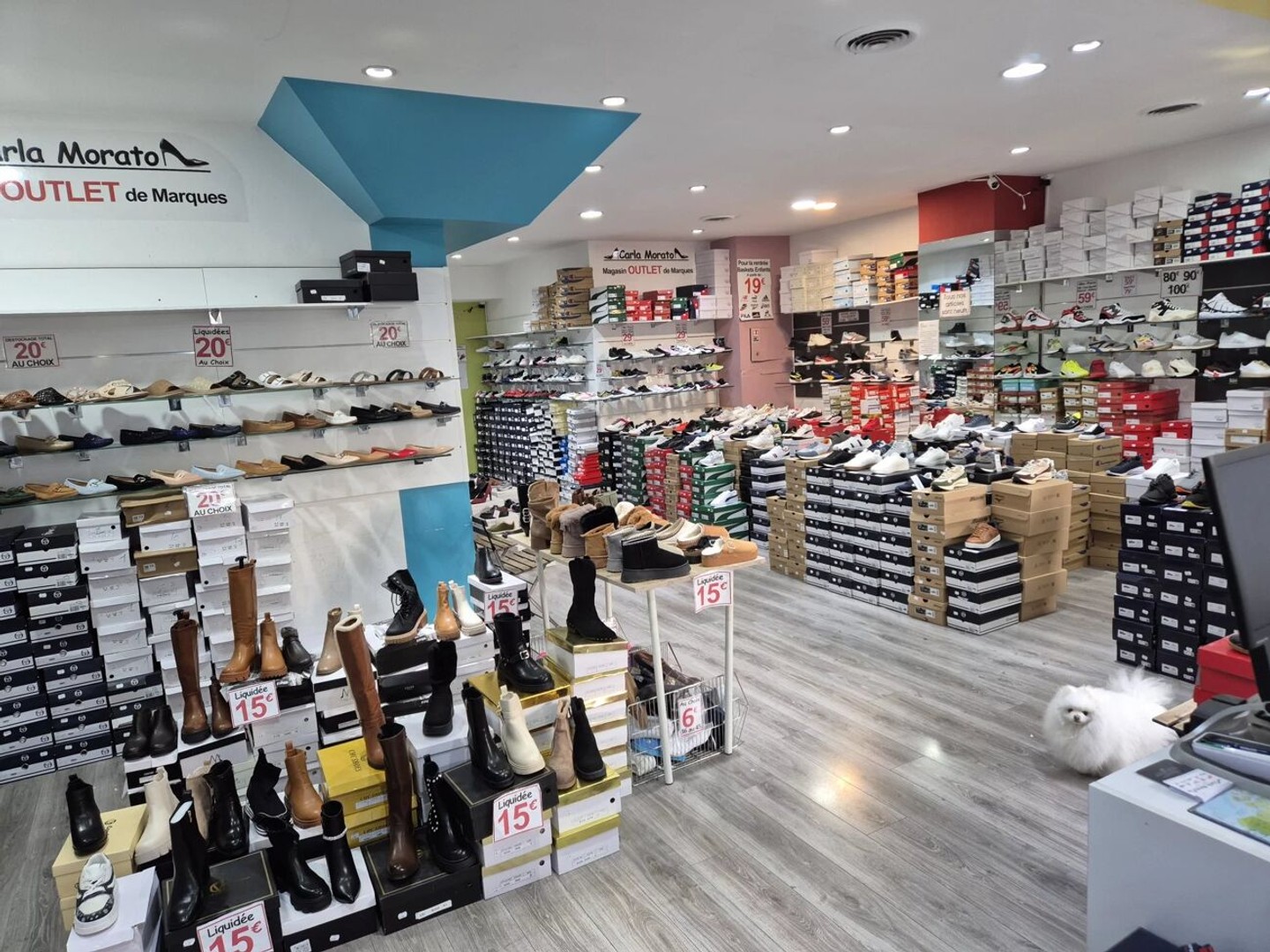 Boutique 120 m²